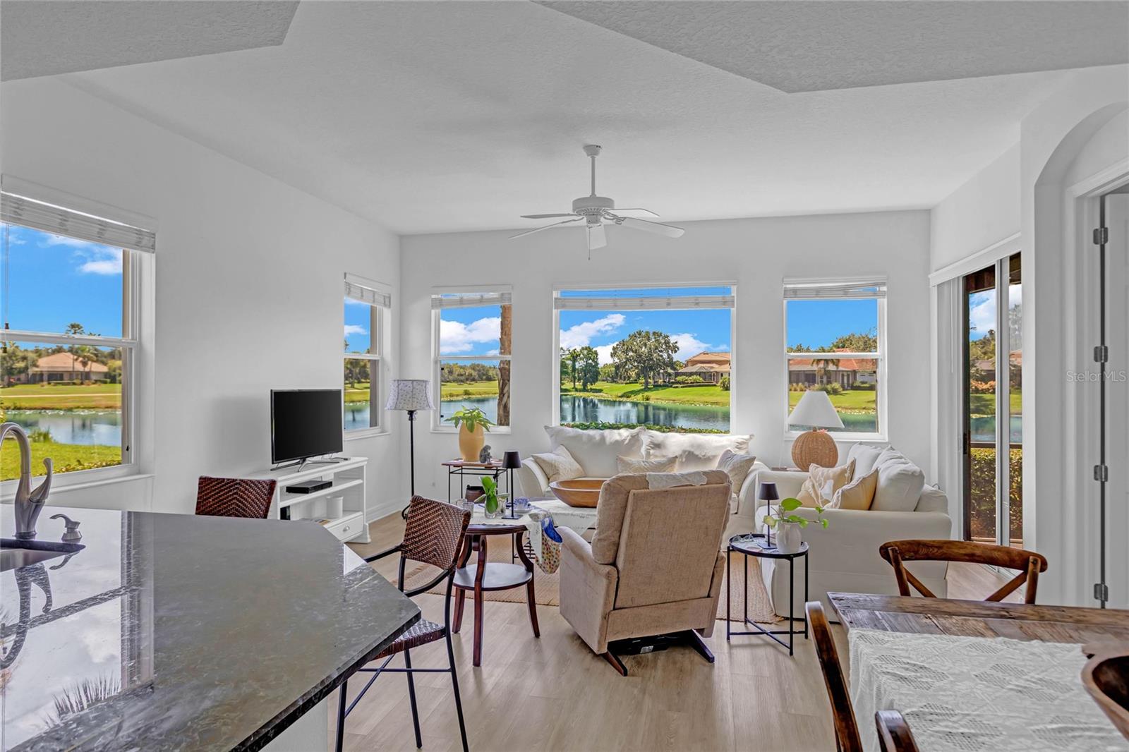 Image 7 of 54 For 9630 Sea Turtle Terrace 102
