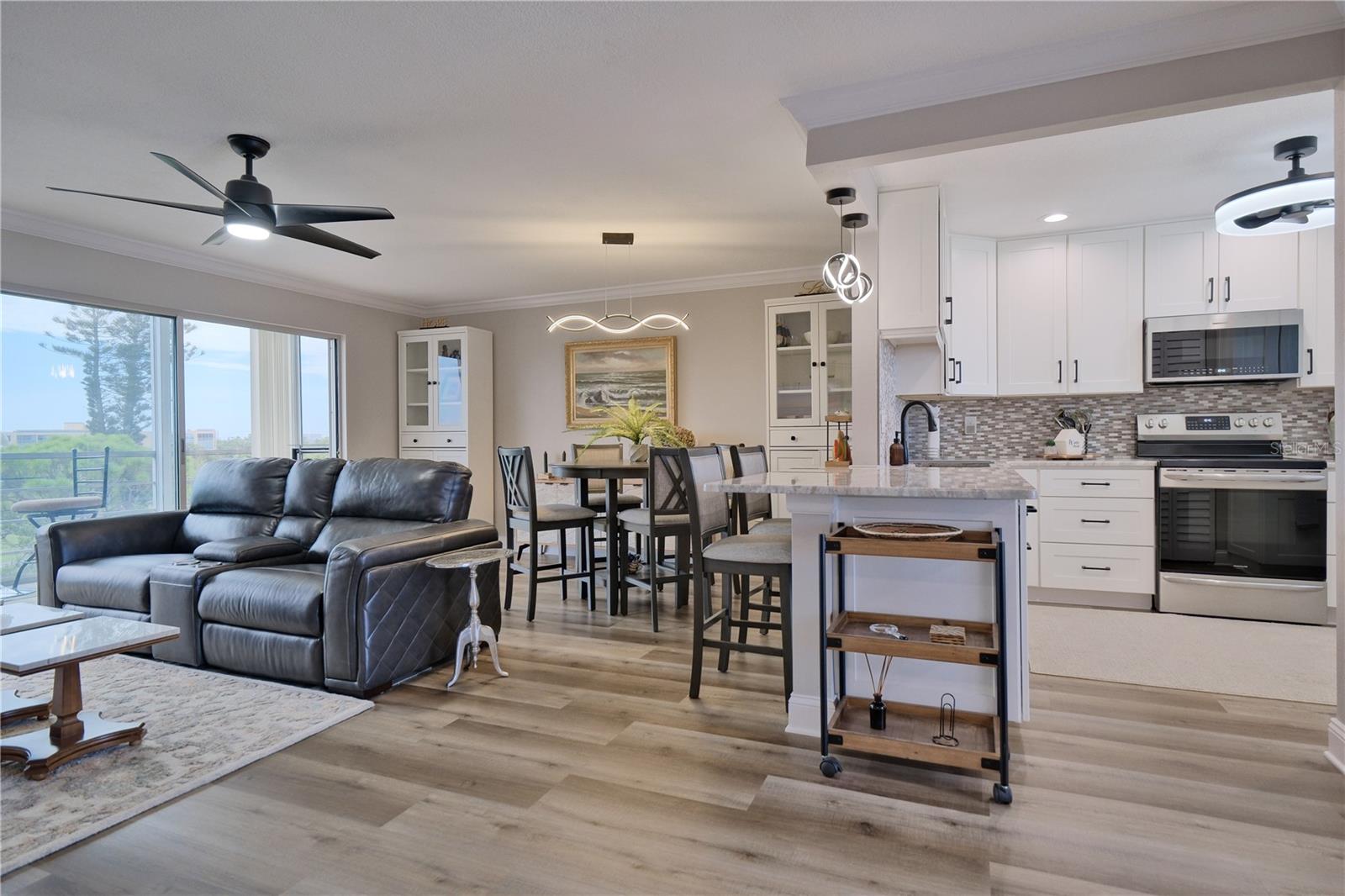 Image 3 of 54 For 3860 Ironwood Lane 508g