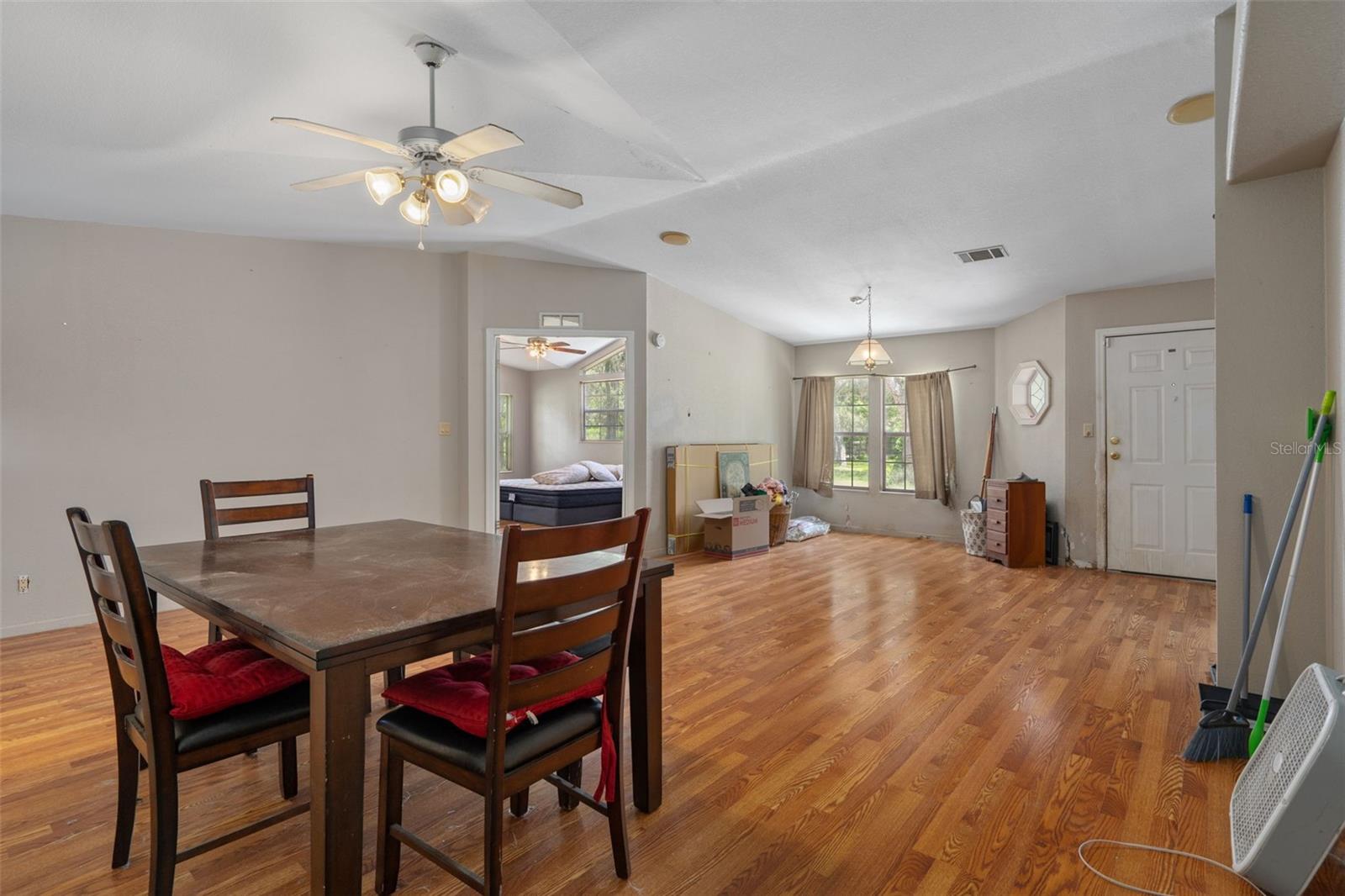 Image 16 of 58 For 4703 Foster Lane