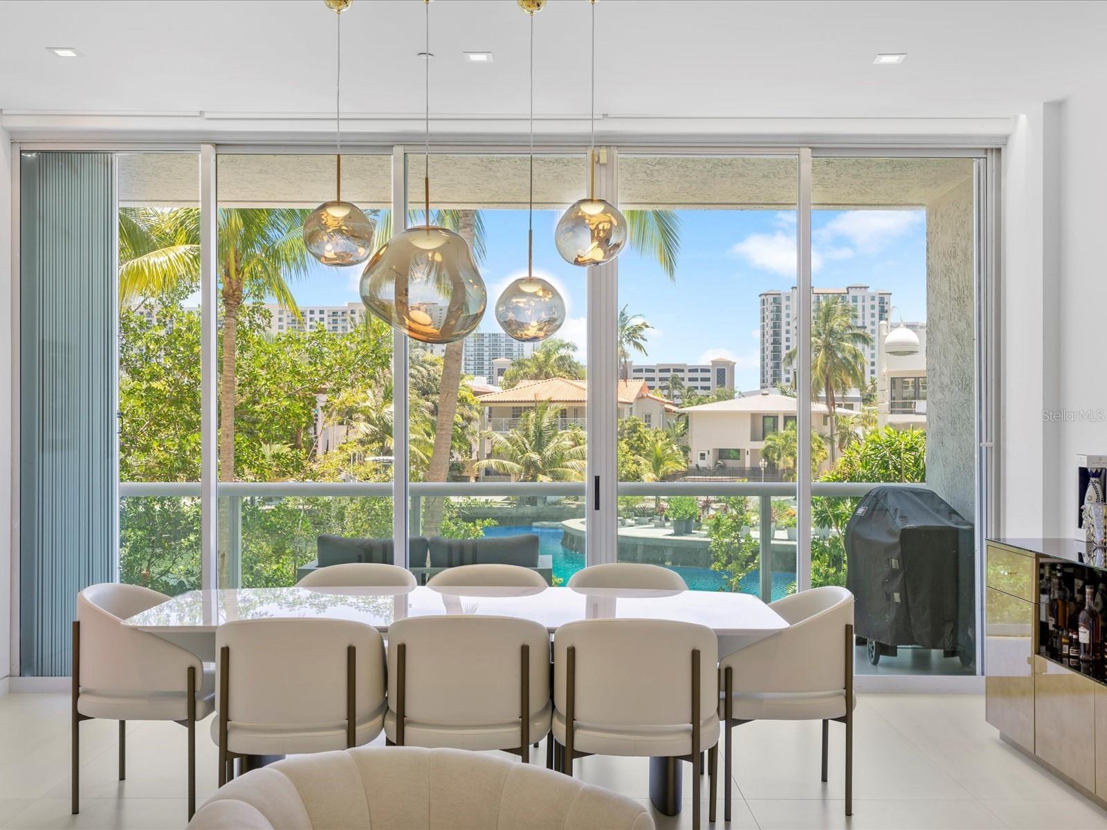 Image 2 of 52 For 16500 Collins Avenue Th8