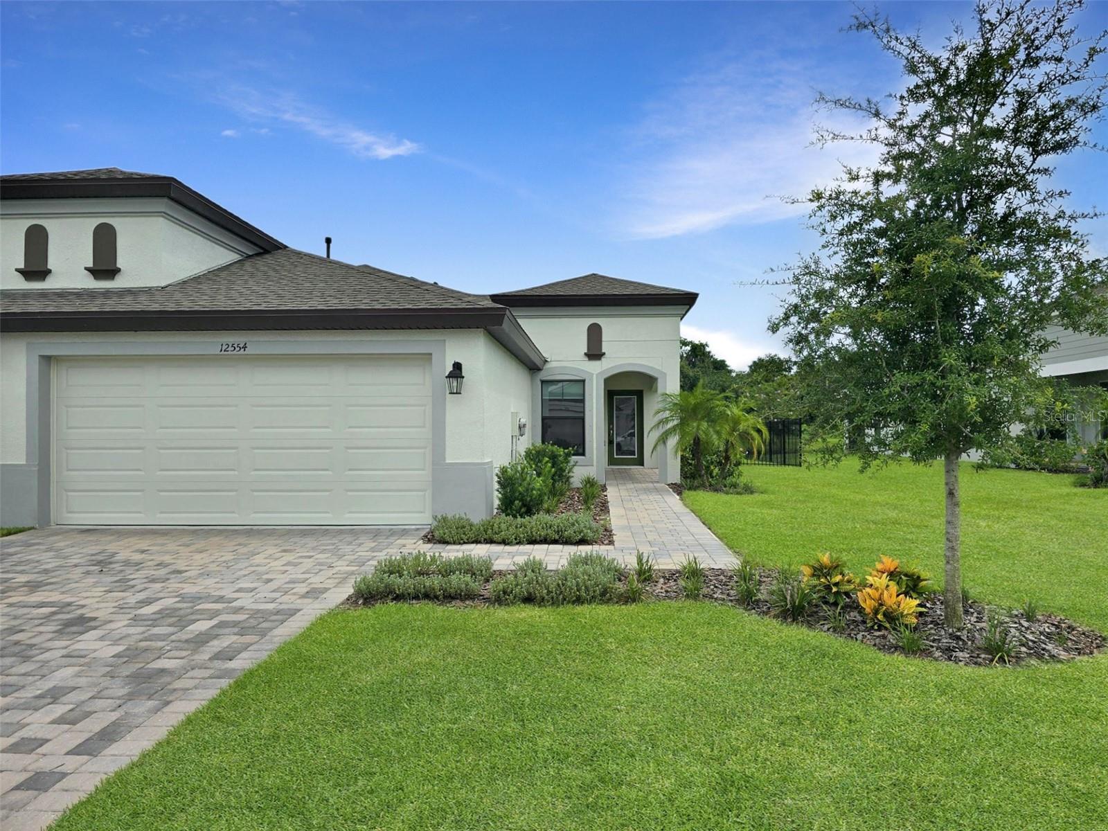 12554 Oak Hill Way