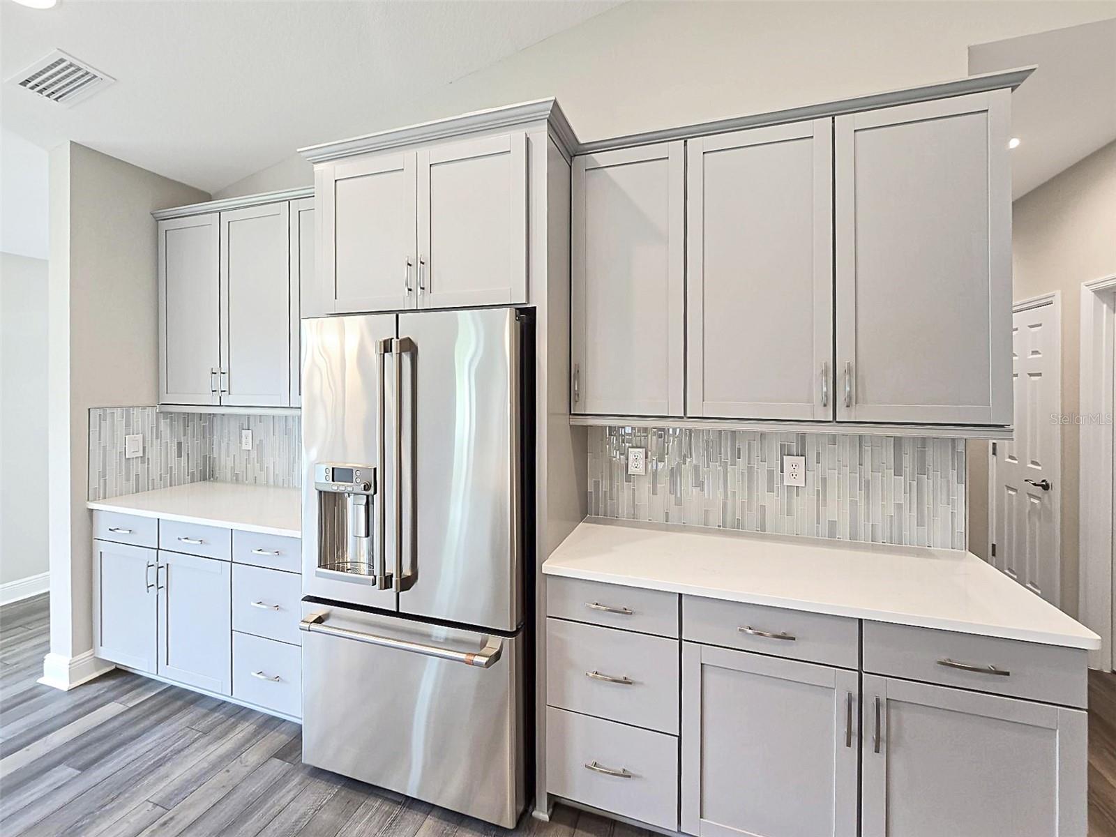 Image 6 of 35 For 12554 Oak Hill Way