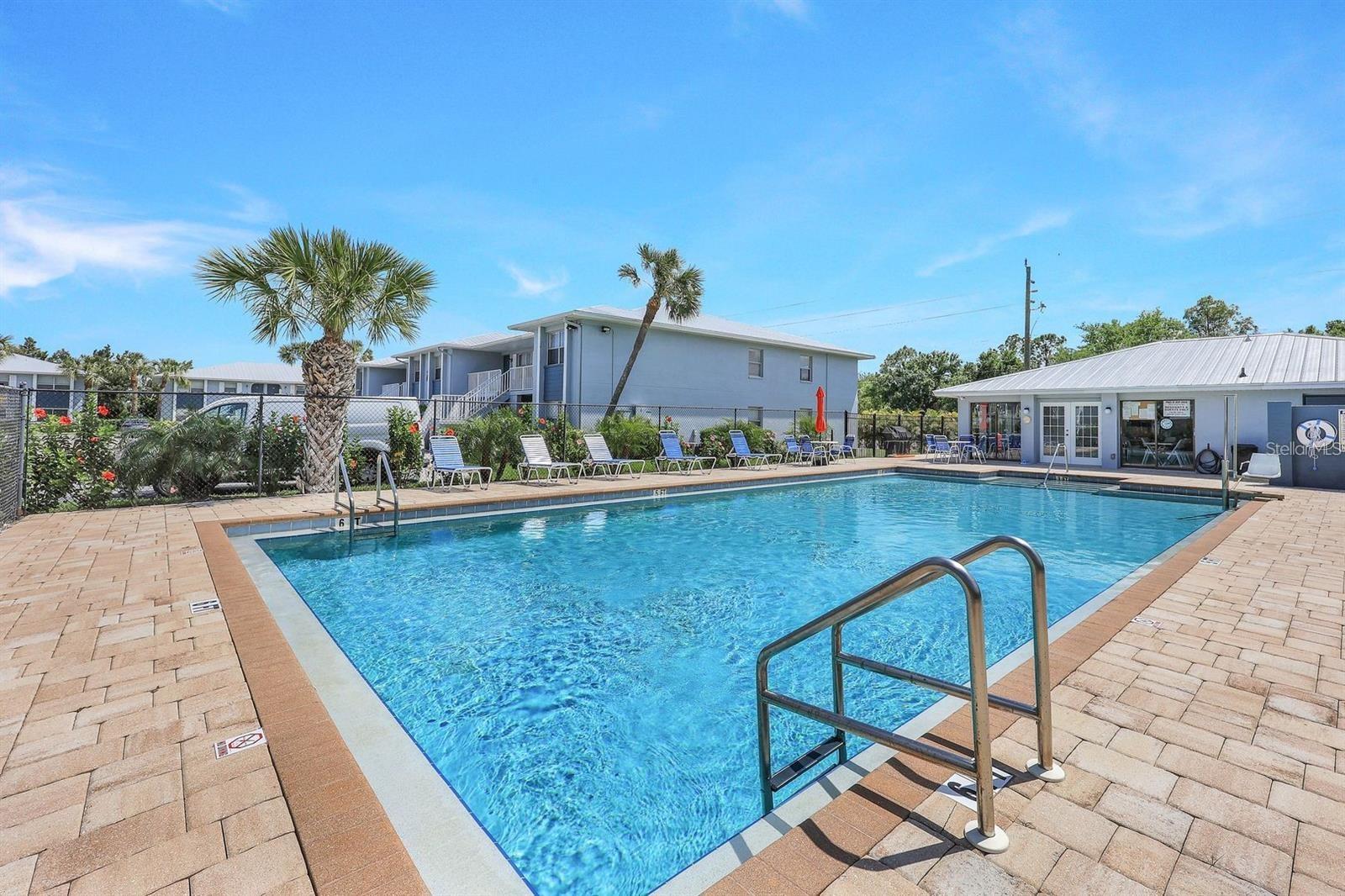 Image 22 of 25 For 25050 Sandhill Boulevard 8b1