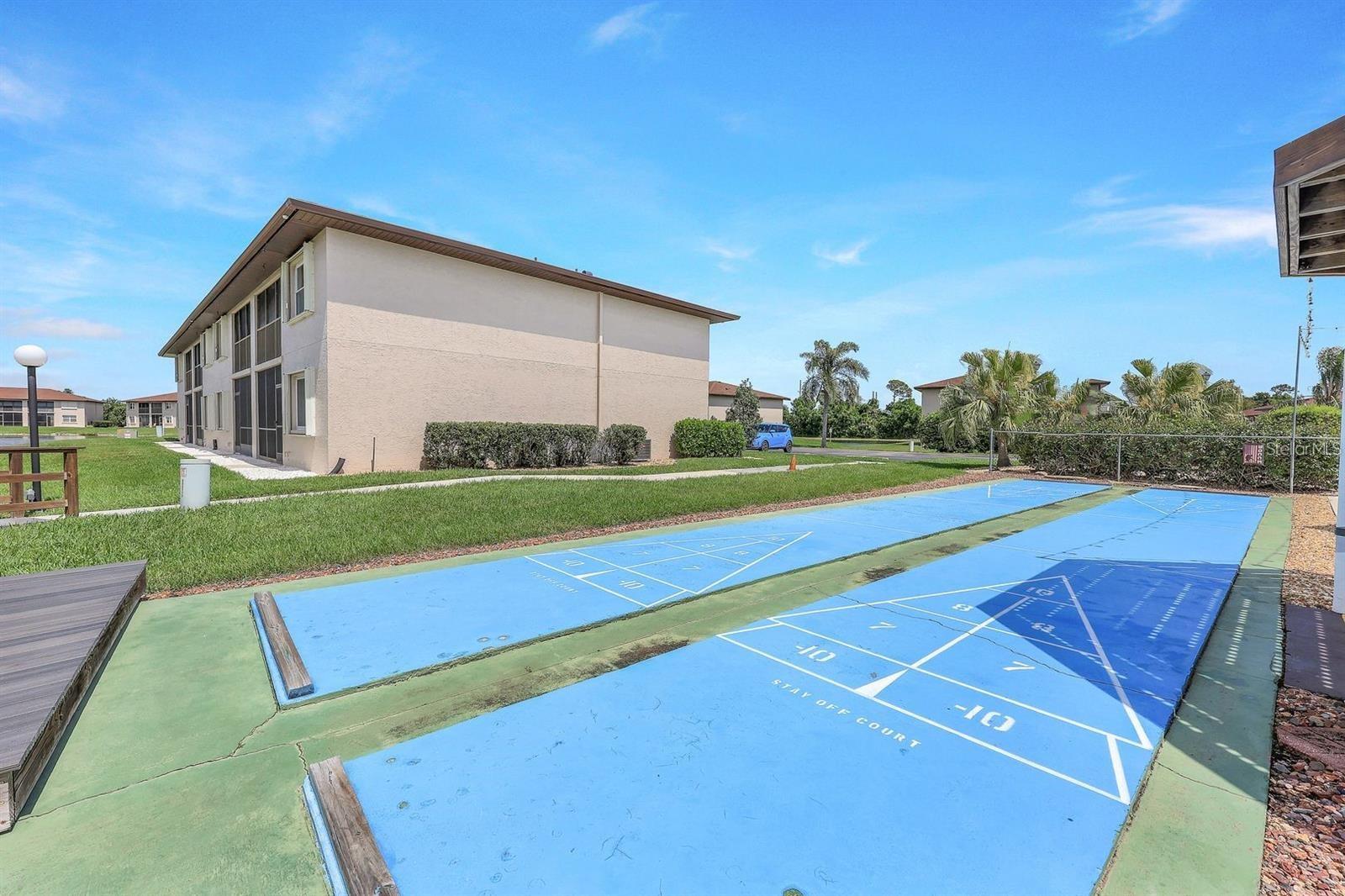 Image 24 of 25 For 25050 Sandhill Boulevard 8b1