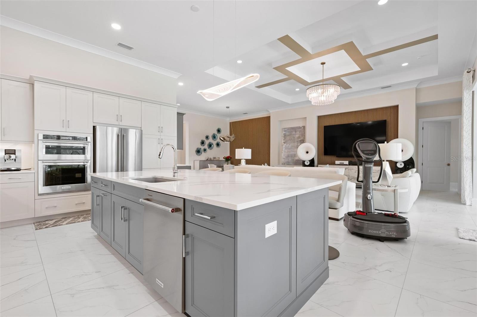 Image 20 of 50 For 8352 Sea Glass Court