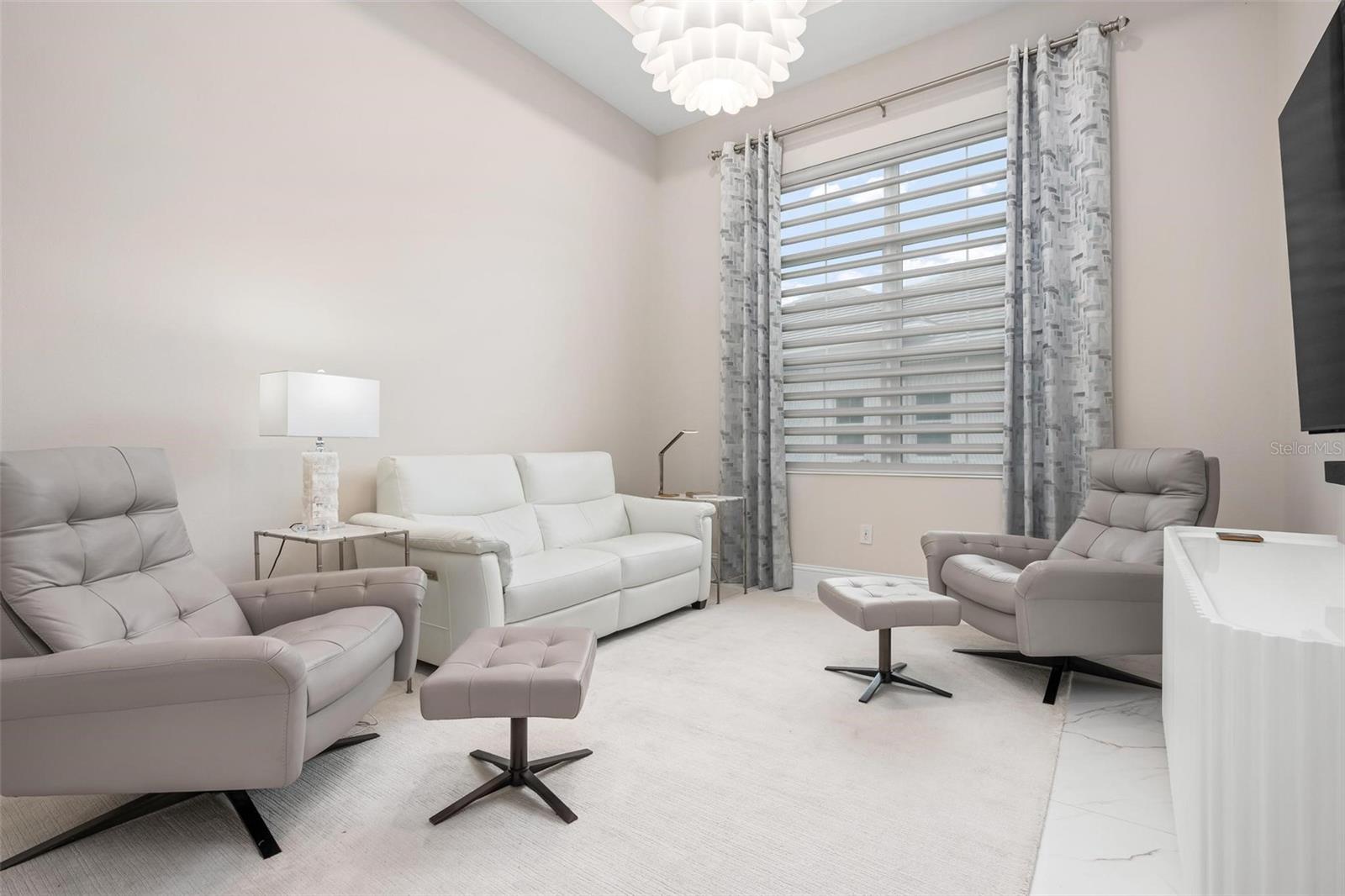 Image 29 of 50 For 8352 Sea Glass Court