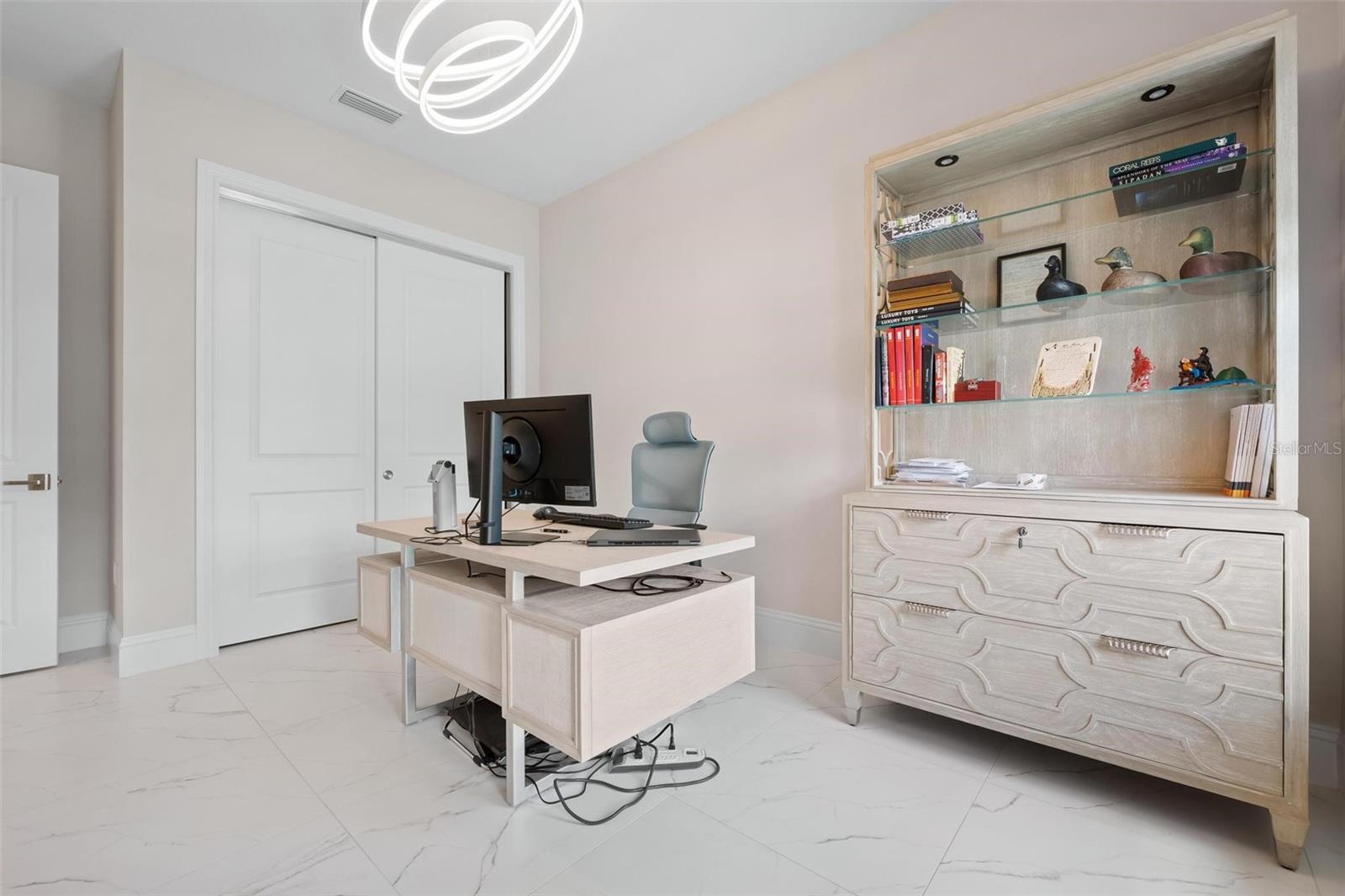 Image 33 of 50 For 8352 Sea Glass Court