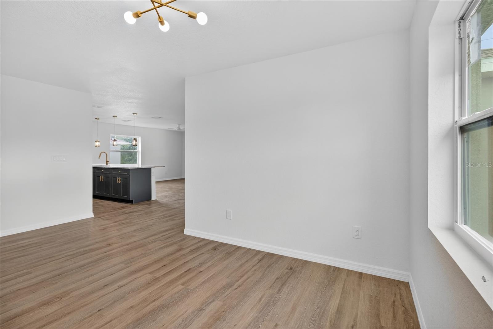 Image 14 of 29 For 6254 Spinnaker Boulevard