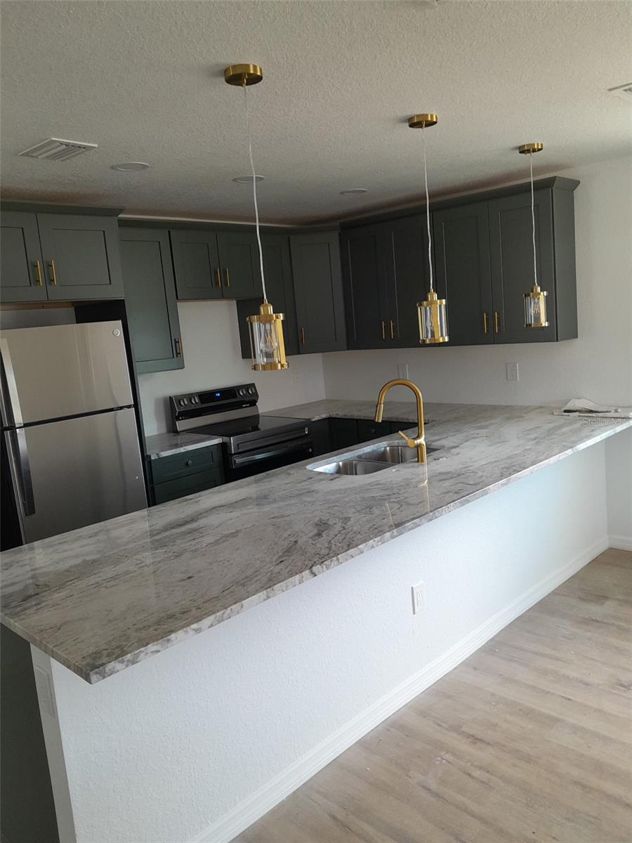 Image 2 of 2 For 6254 Spinnaker Boulevard