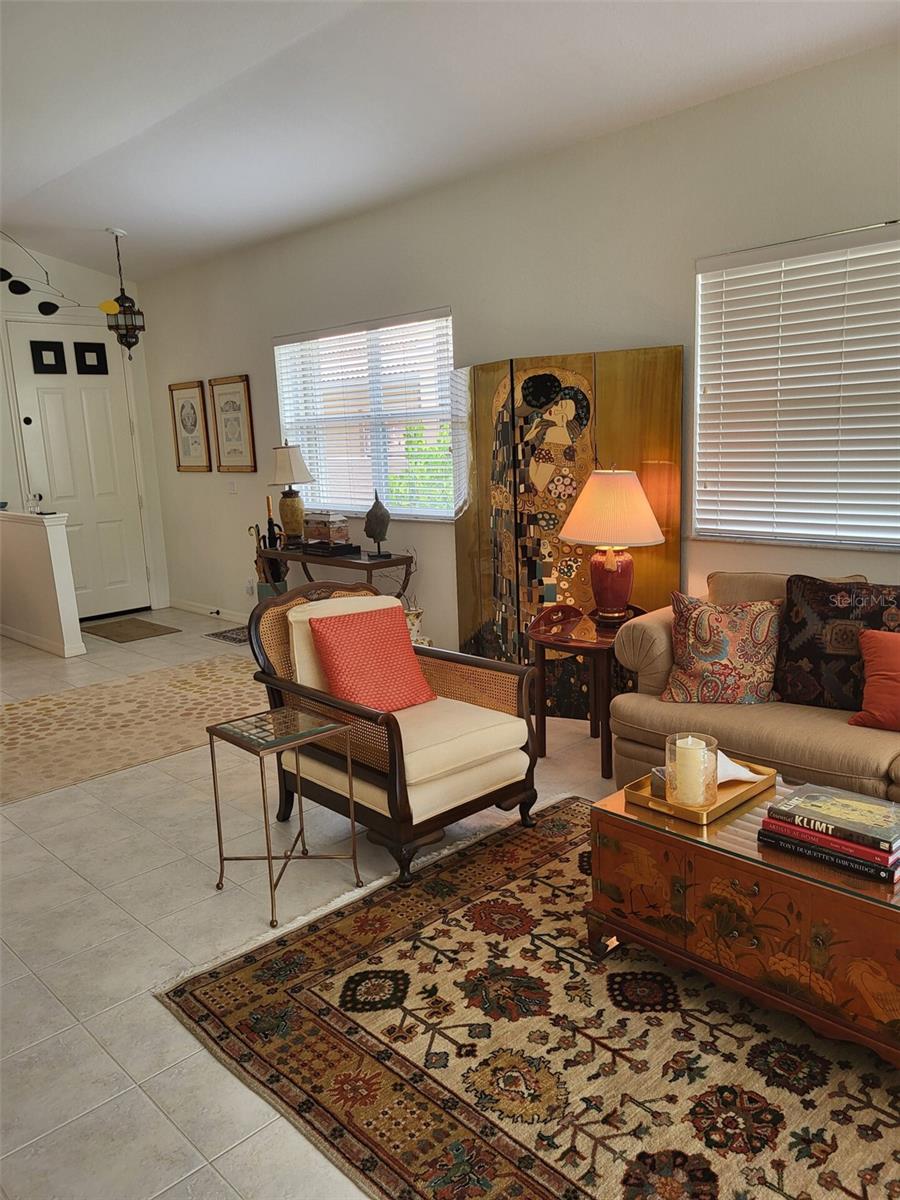 Image 4 of 18 For 111 Auburn Woods Circle