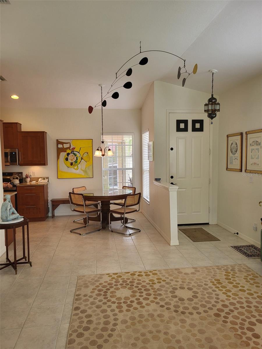 Image 7 of 18 For 111 Auburn Woods Circle