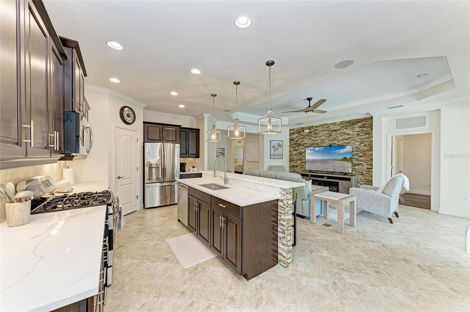 Image 17 of 46 For 4720 Woodbrook Drive