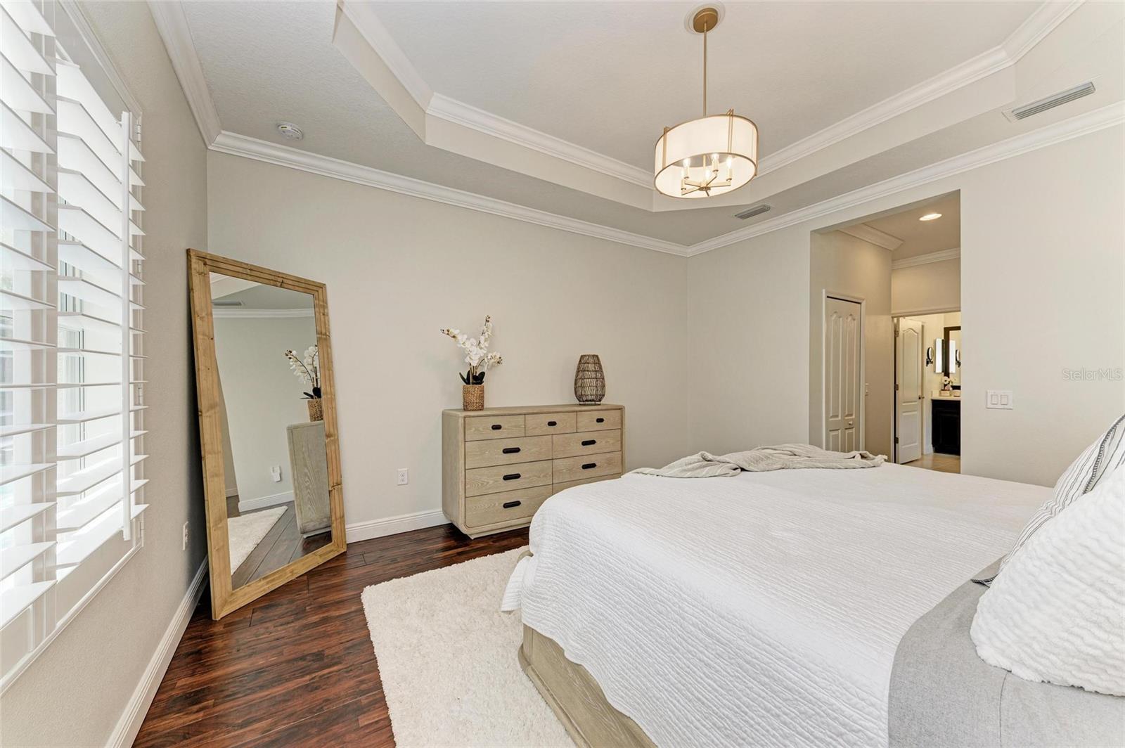 Image 24 of 46 For 4720 Woodbrook Drive