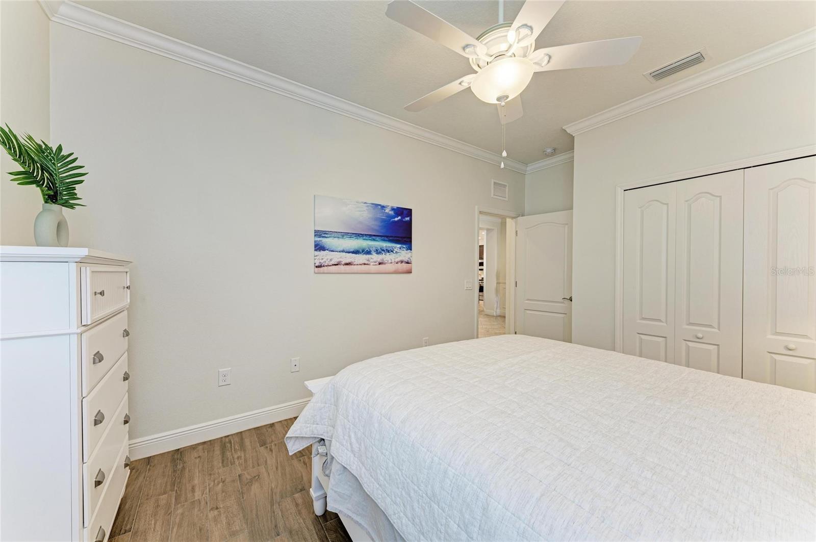 Image 28 of 46 For 4720 Woodbrook Drive