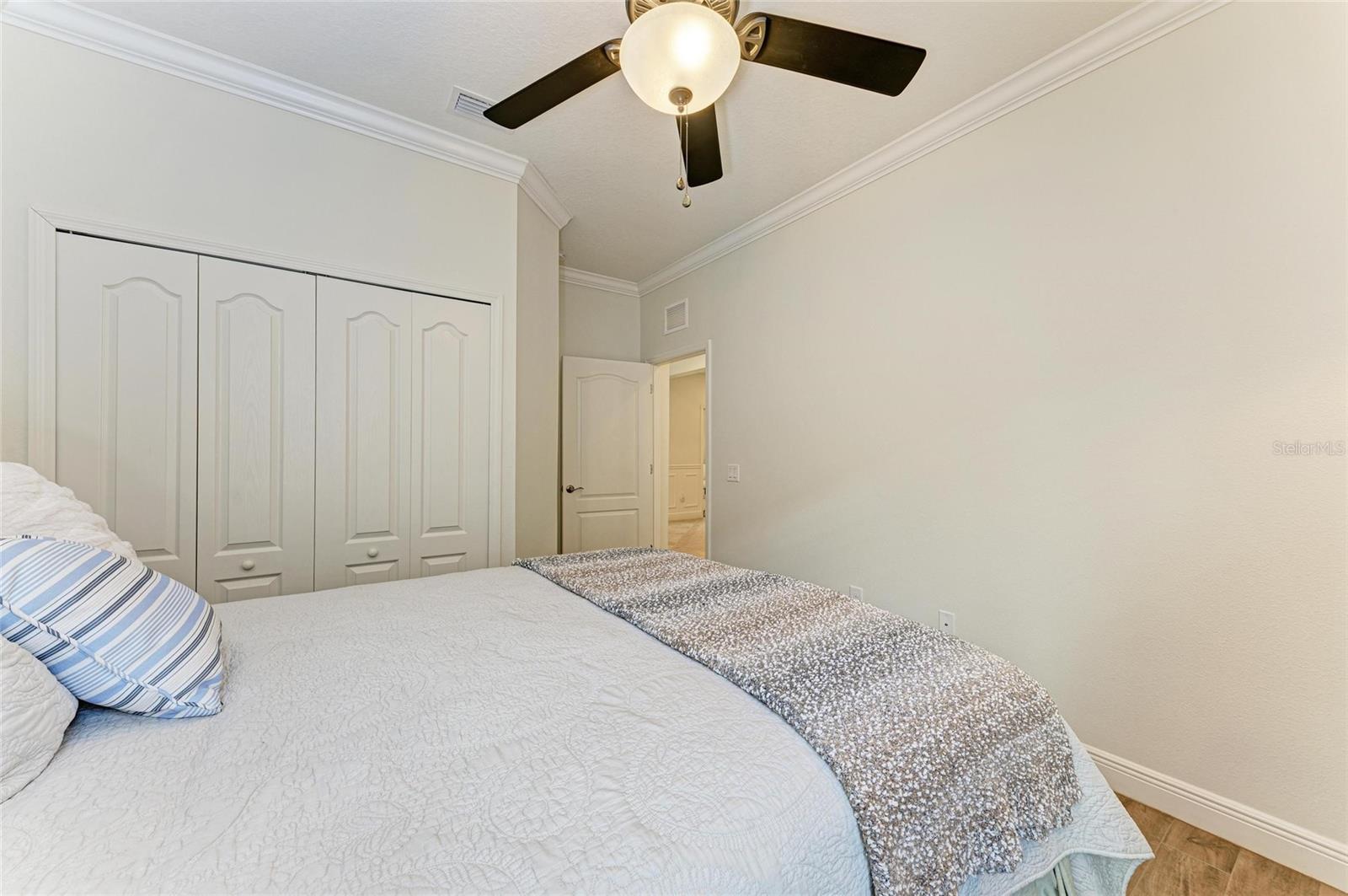 Image 31 of 46 For 4720 Woodbrook Drive