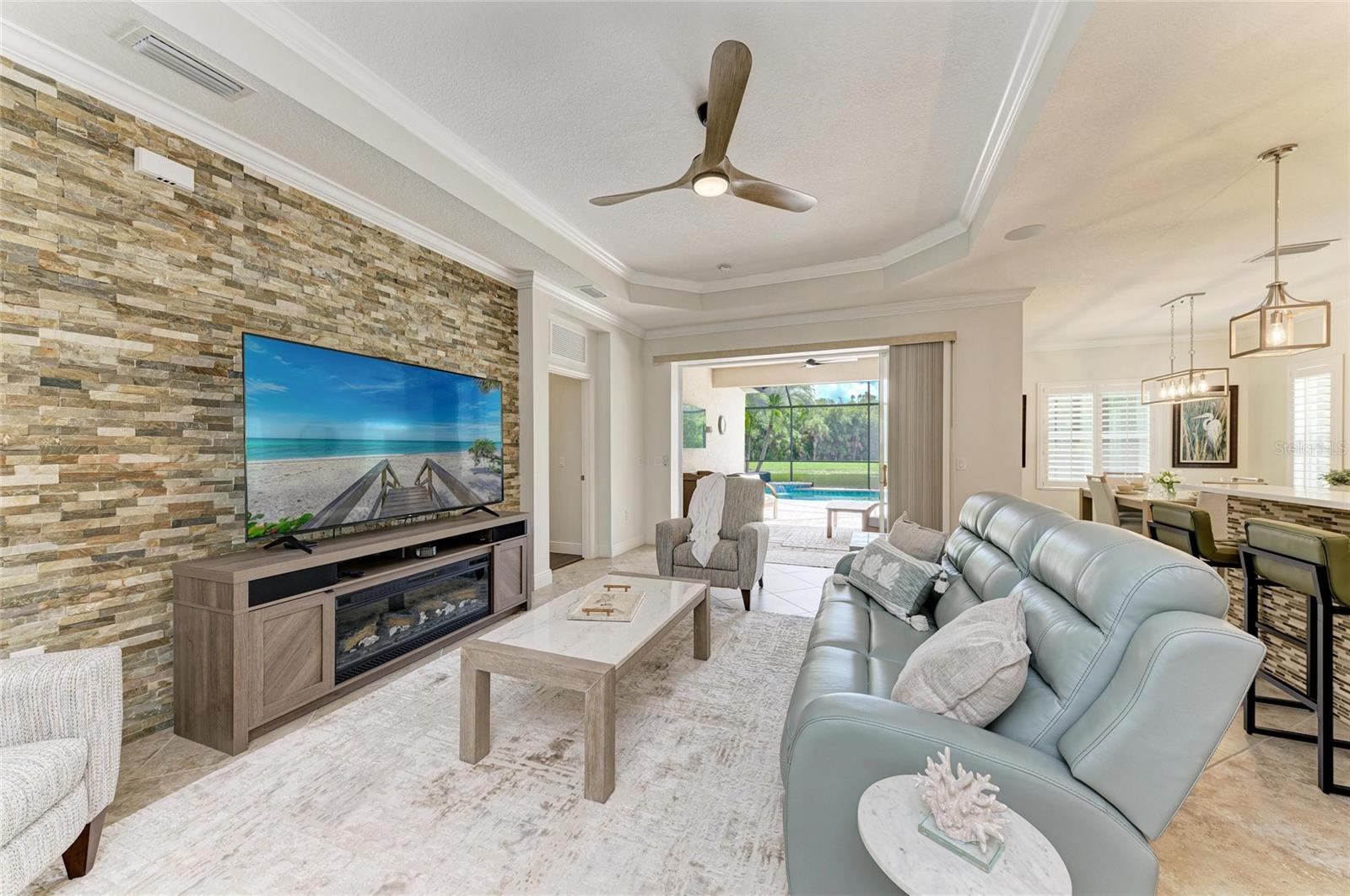 Image 33 of 46 For 4720 Woodbrook Drive
