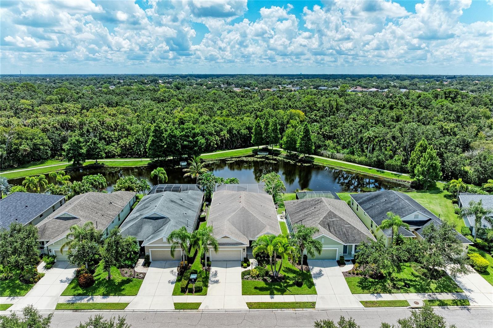 Image 42 of 46 For 4720 Woodbrook Drive