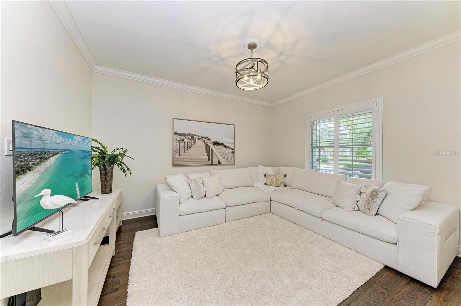 Image 6 of 46 For 4720 Woodbrook Drive