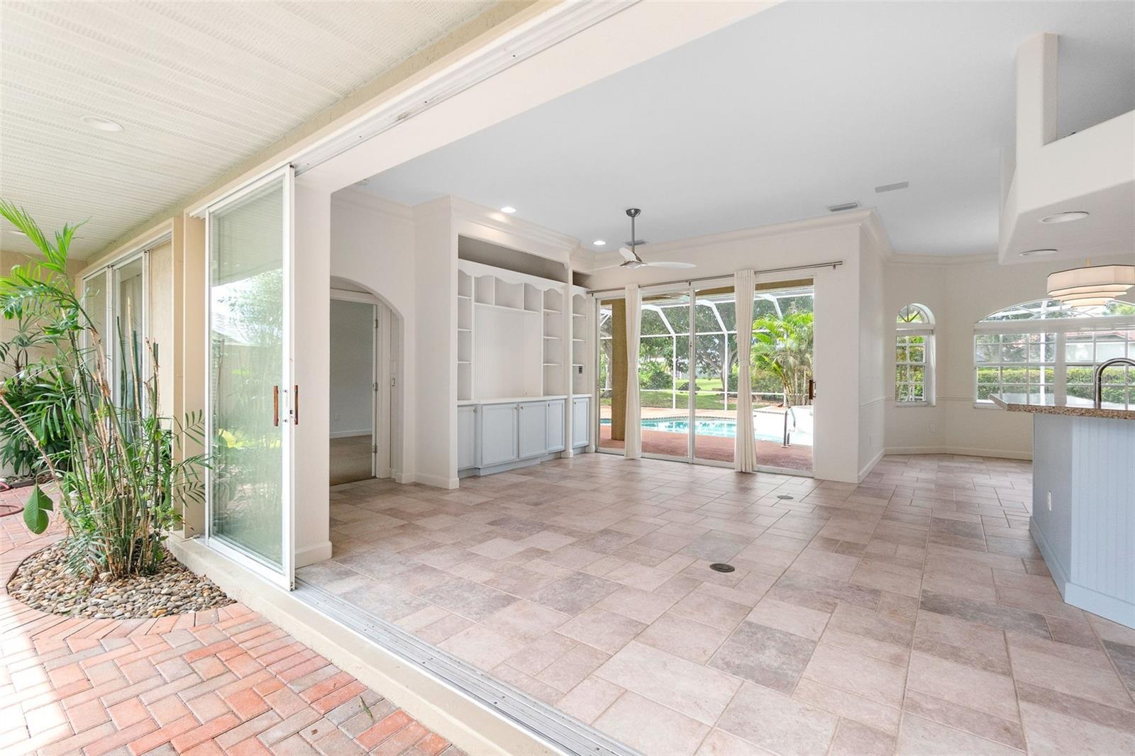 Image 19 of 44 For 8356 Mareva Lane