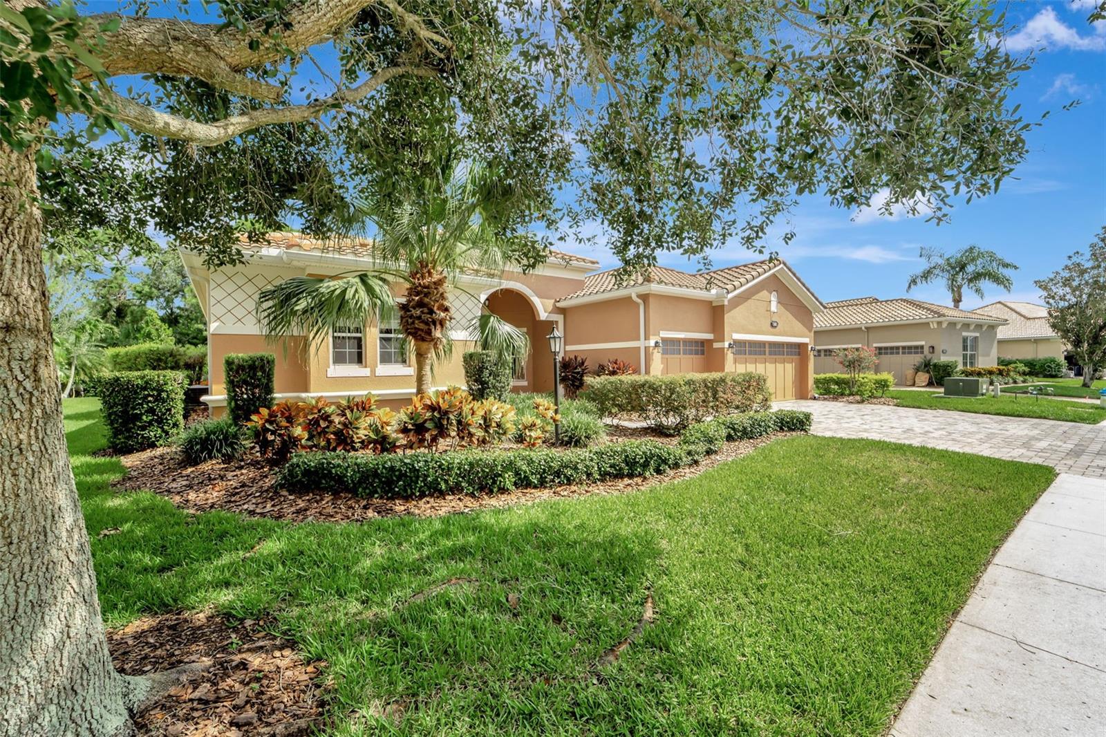Image 3 of 52 For 5600 Rock Dove Drive