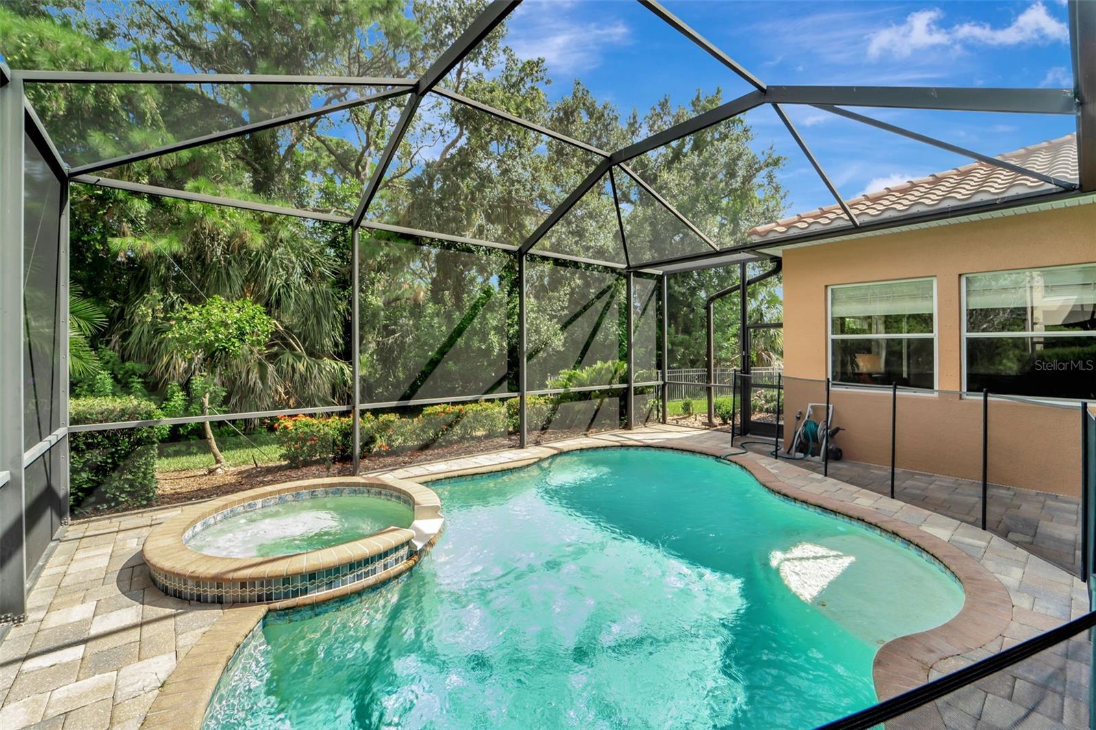Image 49 of 52 For 5600 Rock Dove Drive