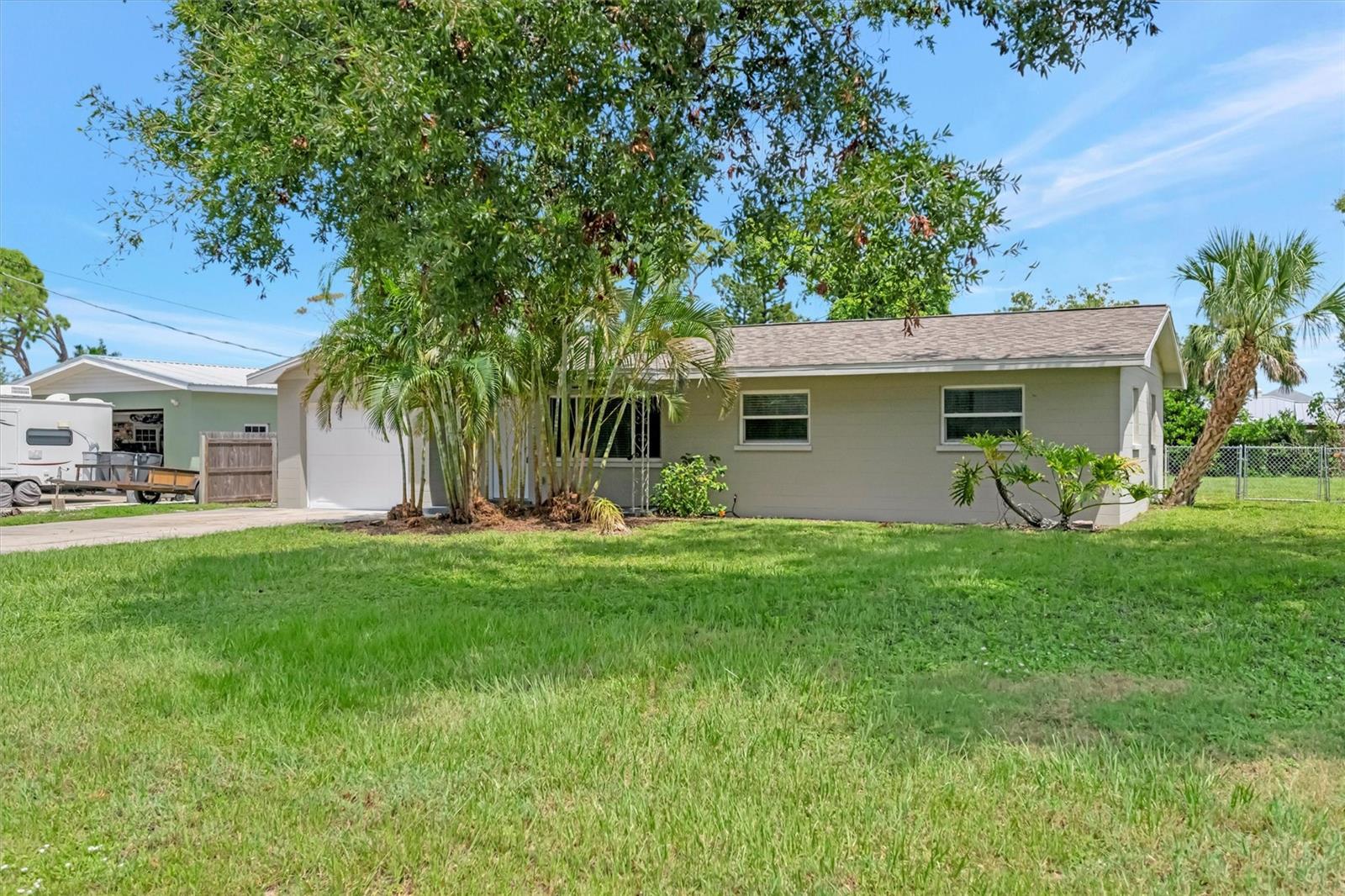 Image 21 of 66 For 3816 1st Avenue W