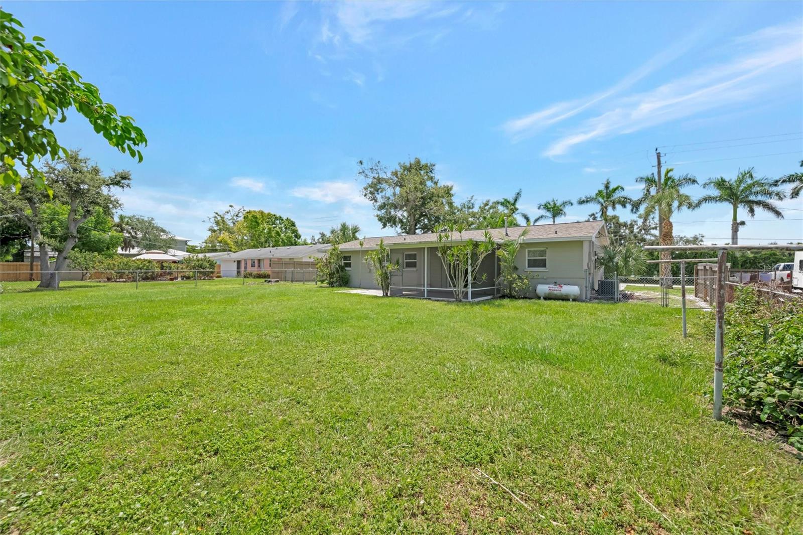 Image 49 of 66 For 3816 1st Avenue W