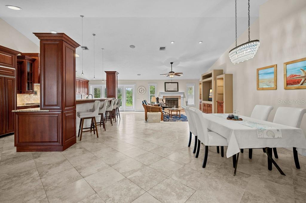 Image 10 of 42 For 8528 10th Avenue Nw