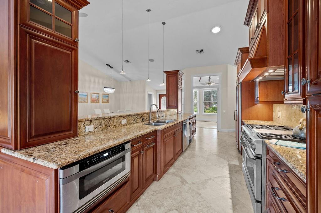 Image 19 of 42 For 8528 10th Avenue Nw