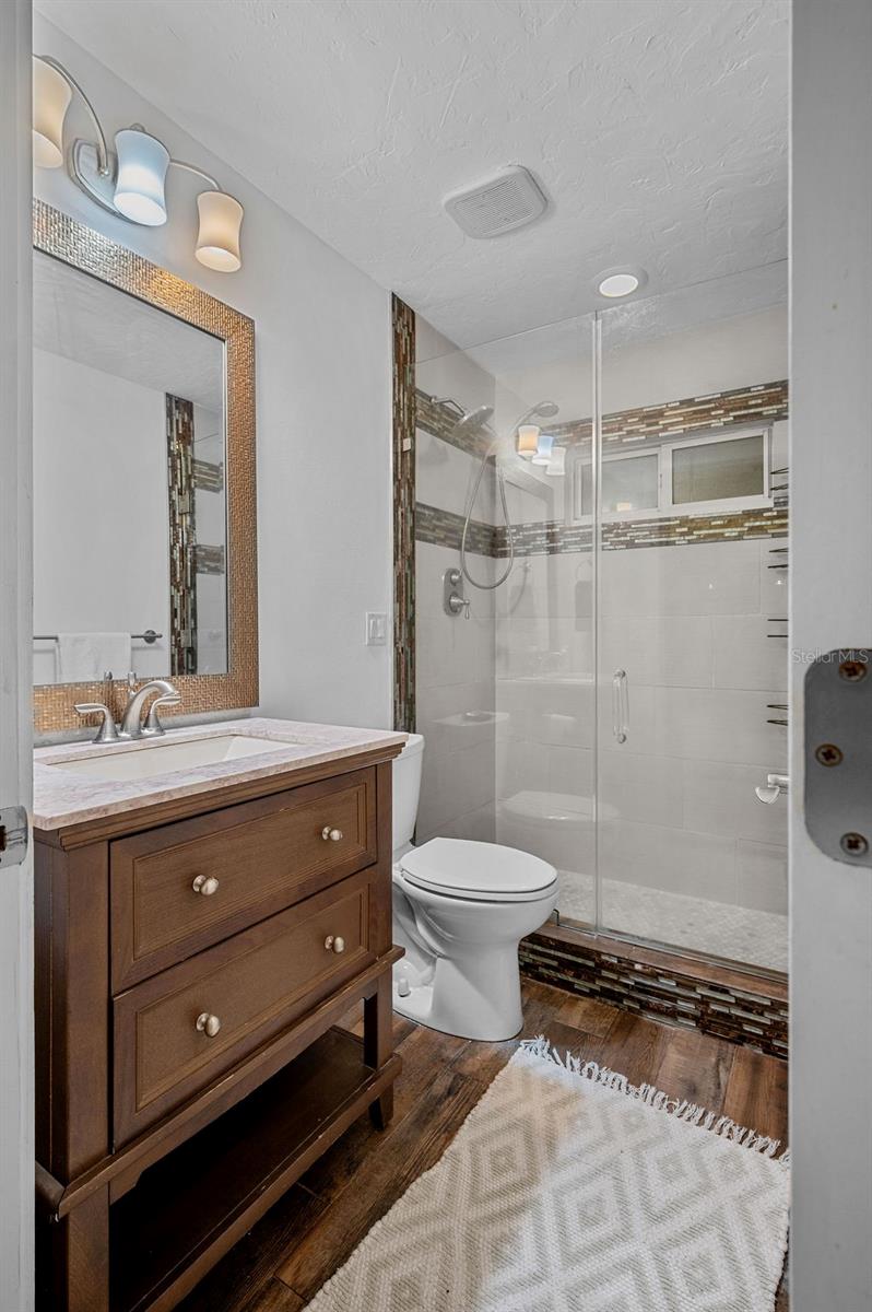 Image 26 of 42 For 8528 10th Avenue Nw