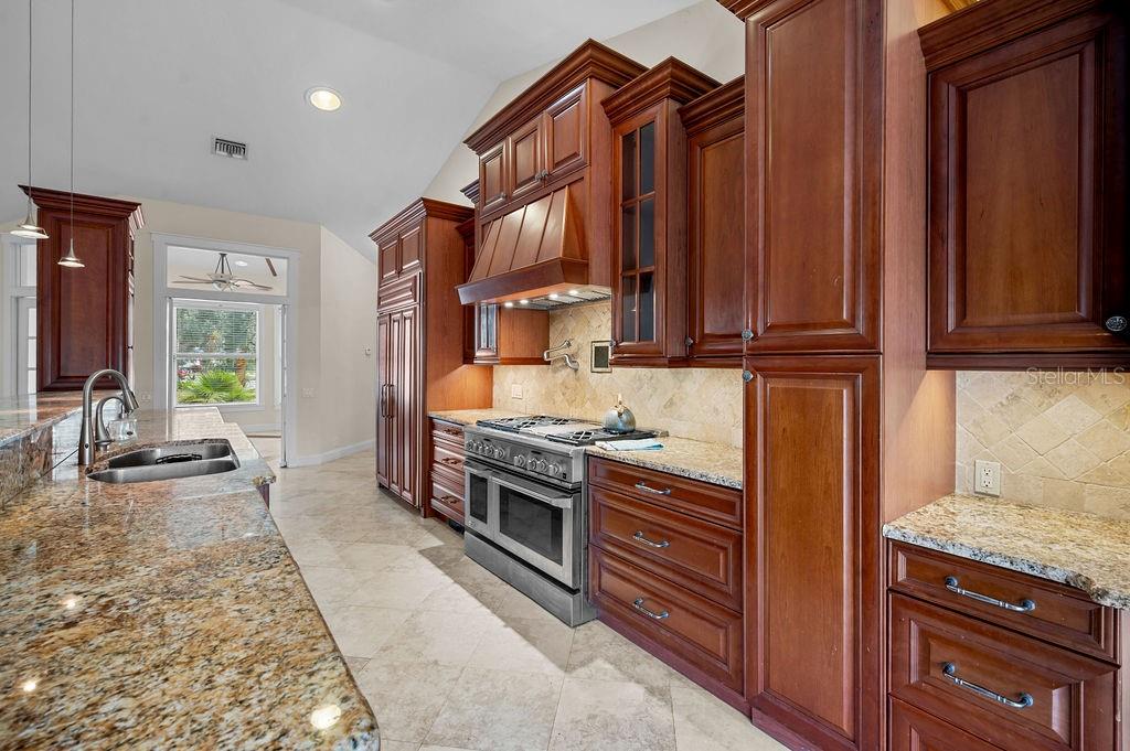 Image 6 of 42 For 8528 10th Avenue Nw