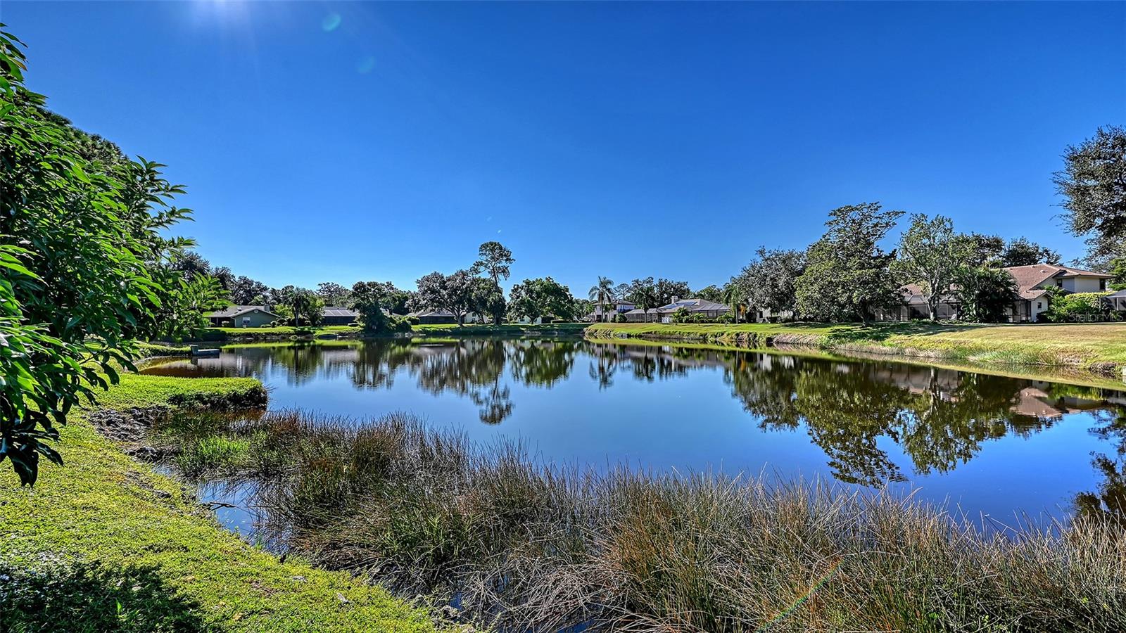 Listing photo id 36 for 4326 Oak View Drive