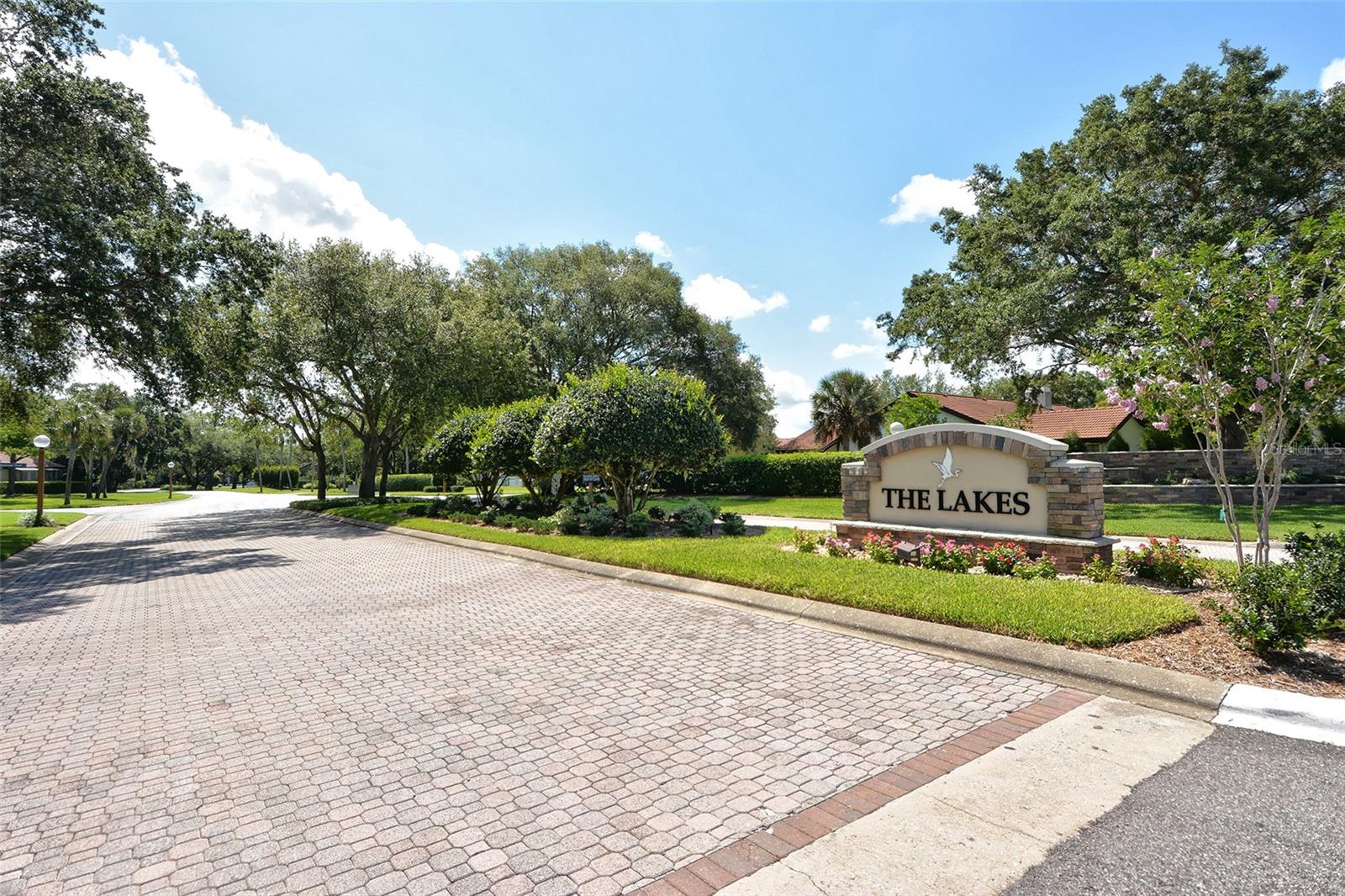 Listing photo id 41 for 4326 Oak View Drive