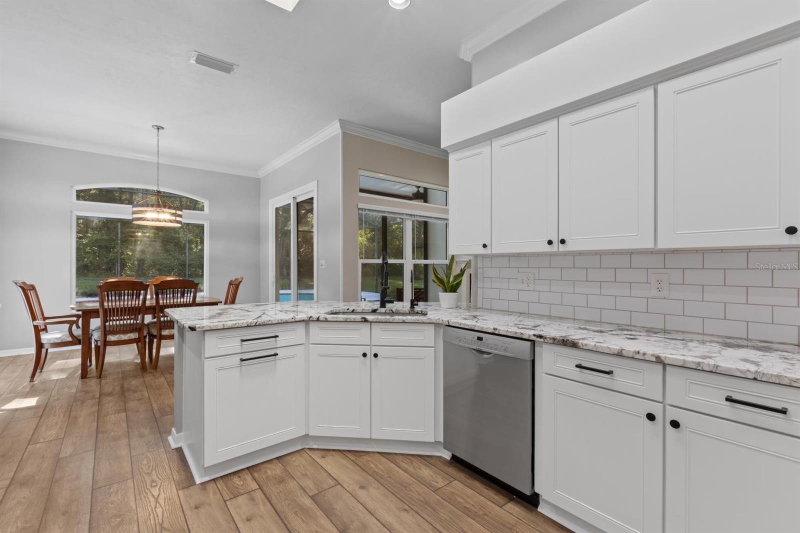 Image 16 of 48 For 6121 138th Terrace
