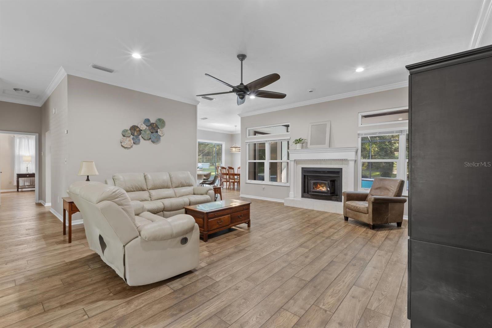 Image 23 of 48 For 6121 138th Terrace