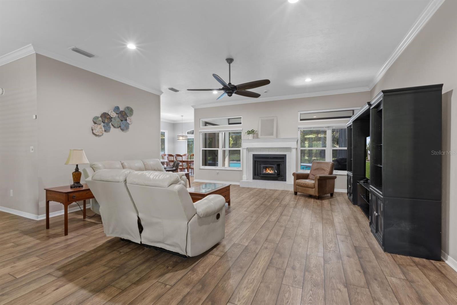 Image 24 of 48 For 6121 138th Terrace