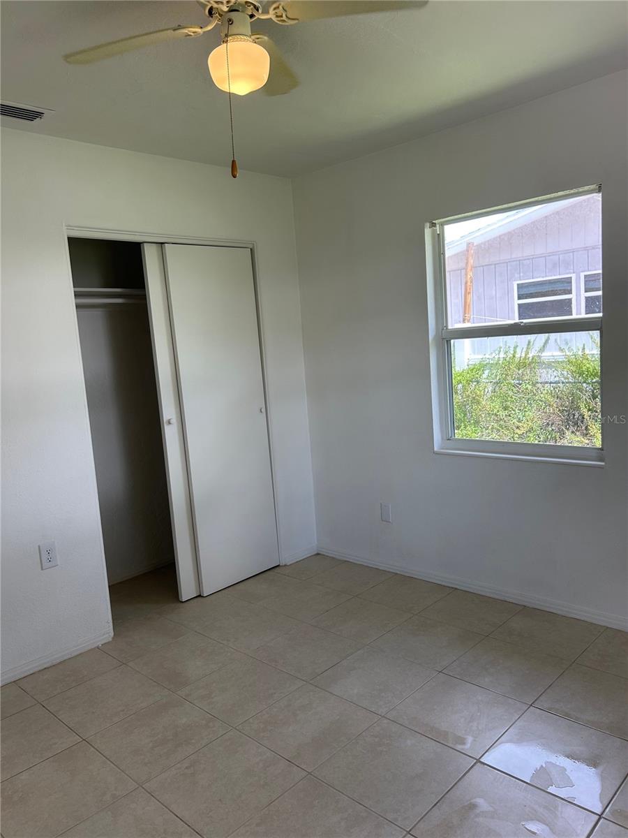 Image 21 of 30 For 5903 Richard Place
