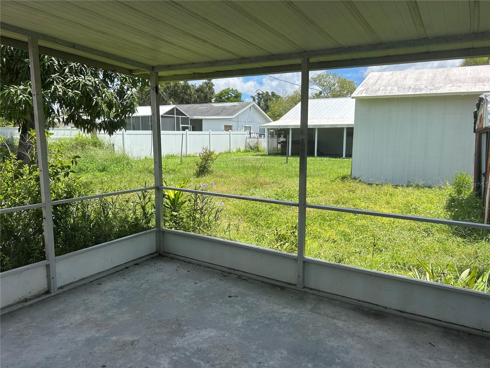 Image 29 of 30 For 5903 Richard Place