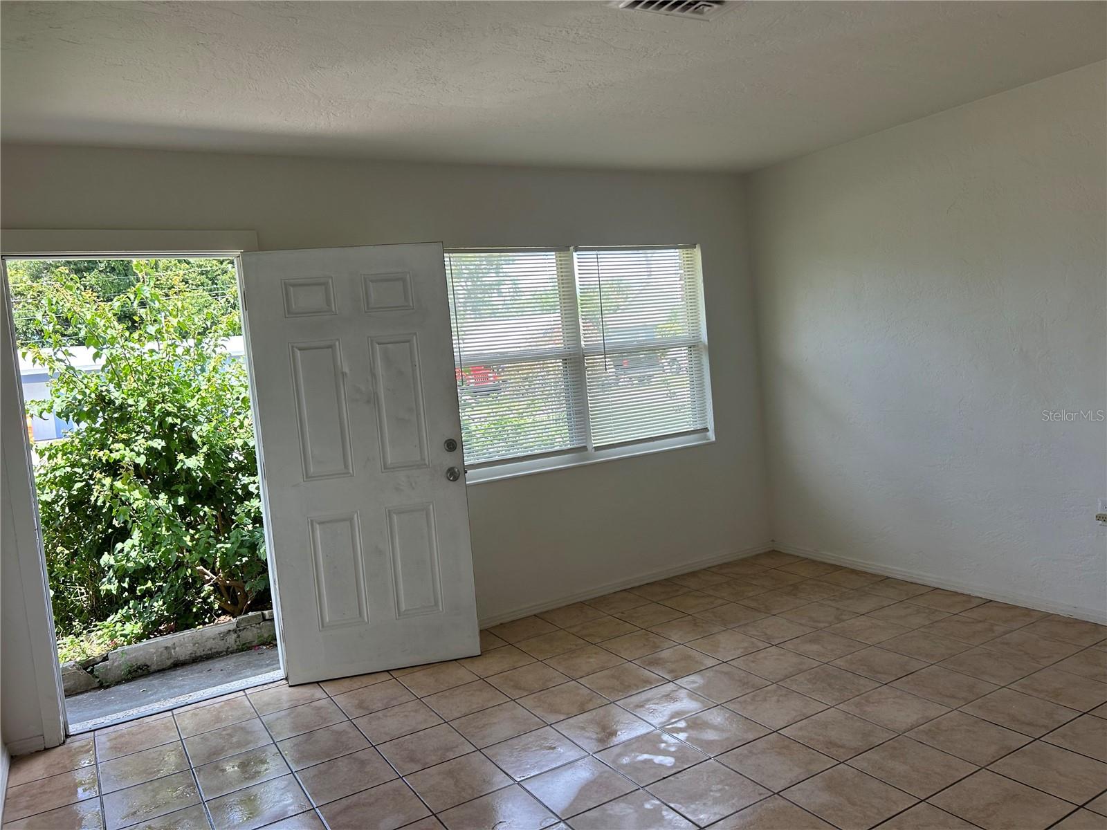 Image 5 of 30 For 5903 Richard Place