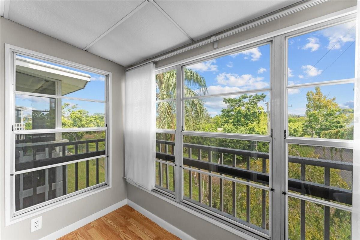 Image 8 of 17 For 1561 Leisure Drive F34