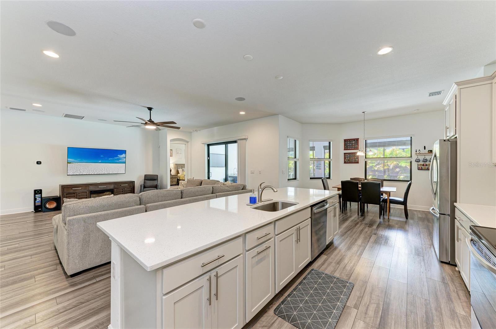 Image 15 of 75 For 3724 Creekside Park Drive