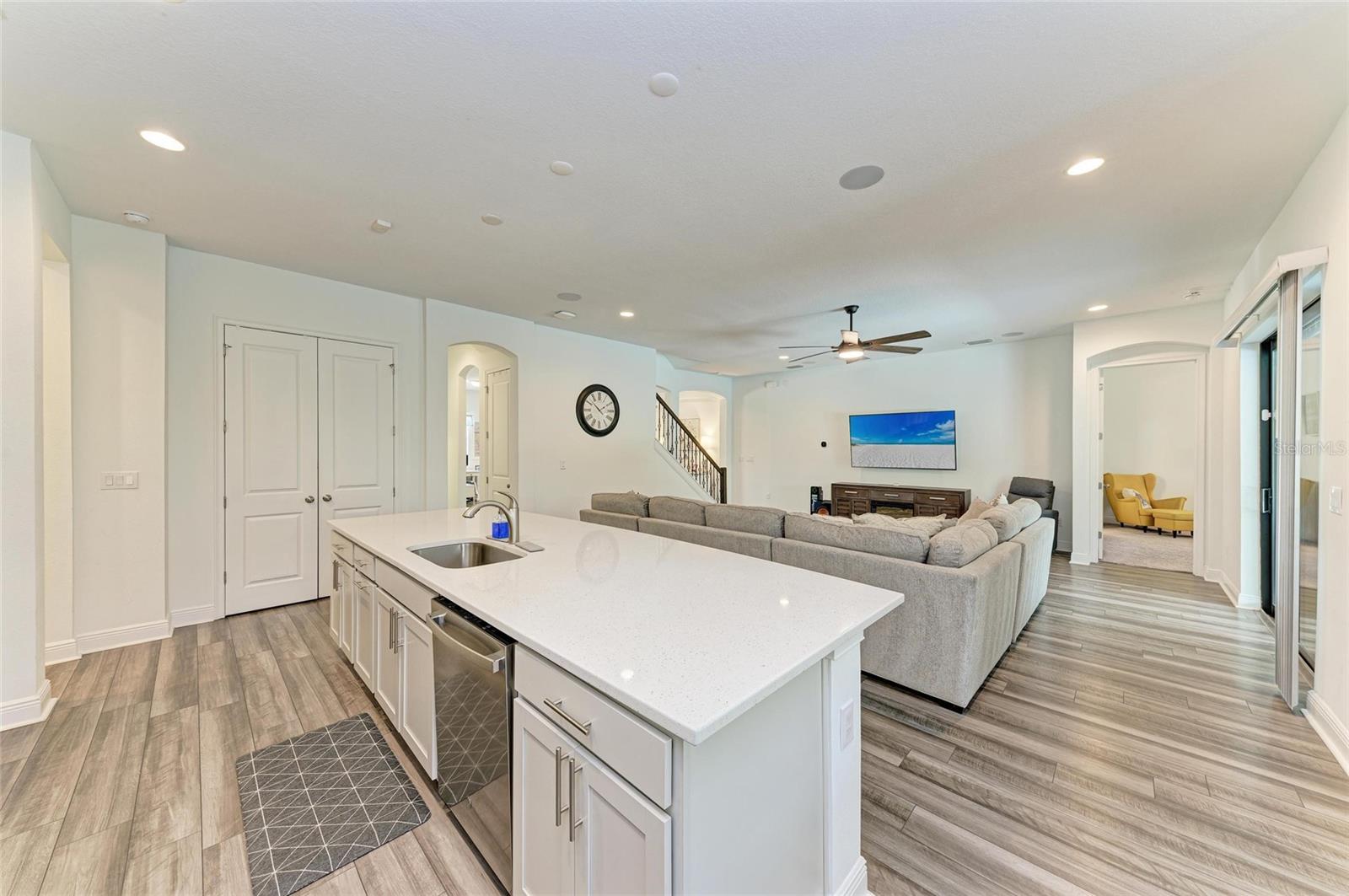 Image 18 of 75 For 3724 Creekside Park Drive