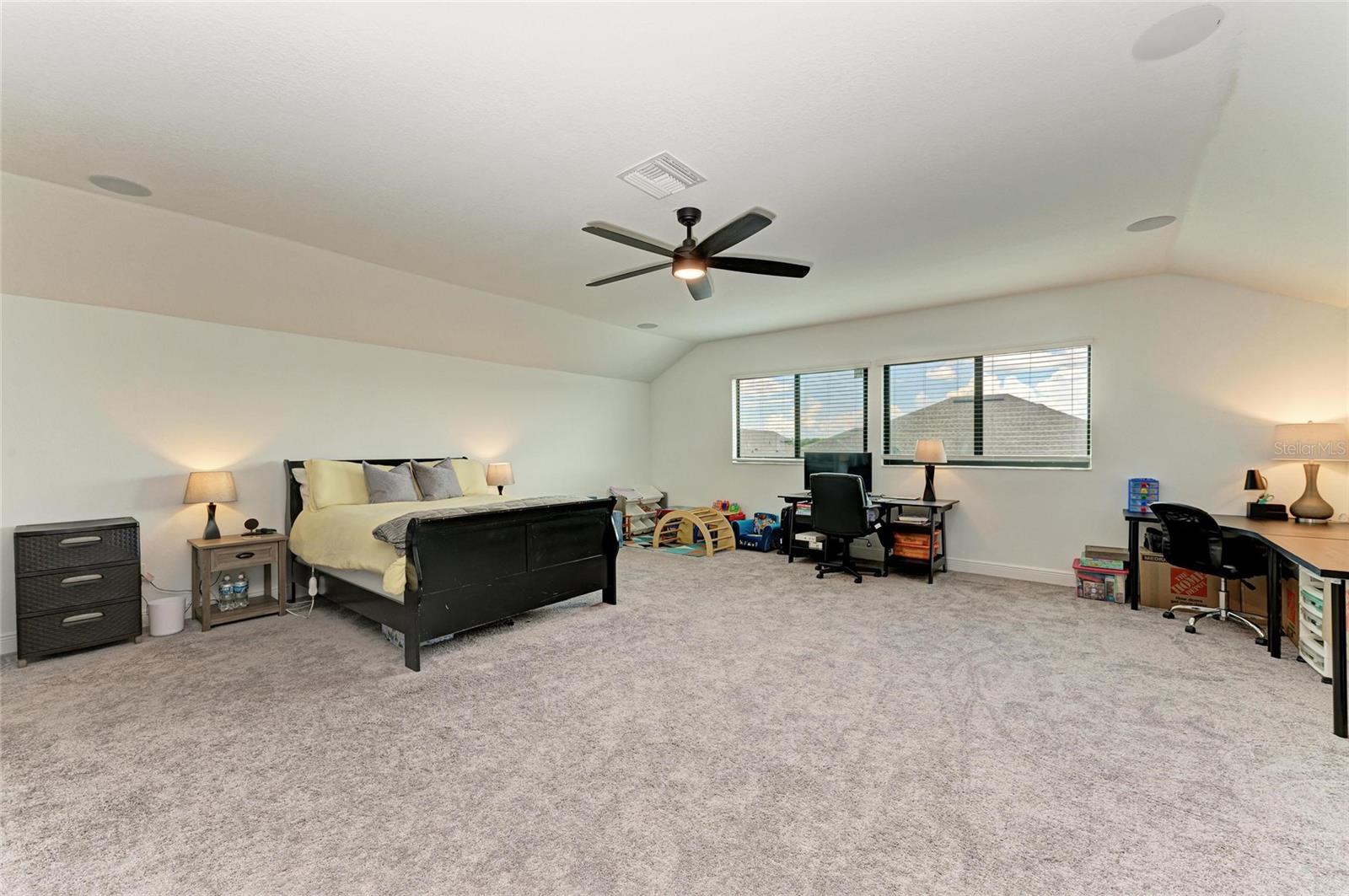 Image 43 of 75 For 3724 Creekside Park Drive