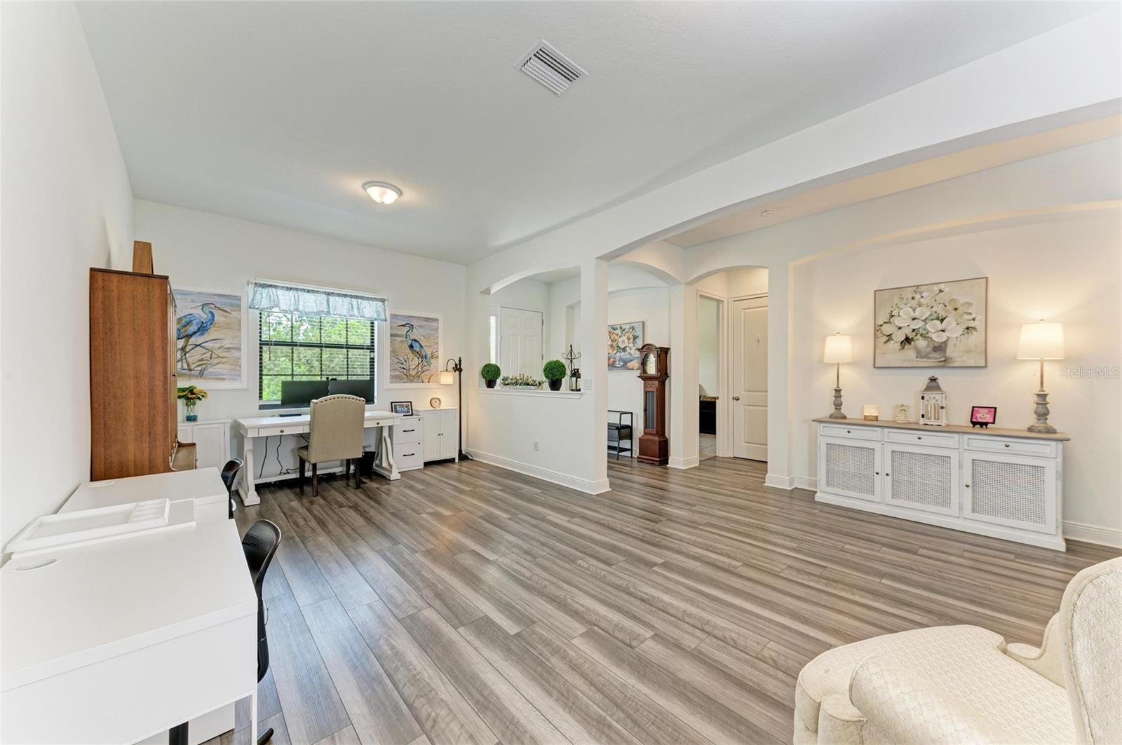 Image 7 of 75 For 3724 Creekside Park Drive