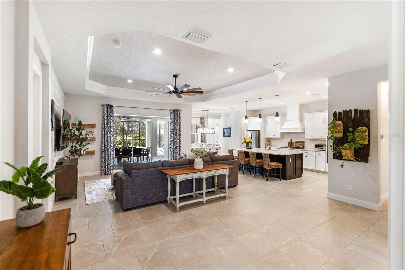 Image 12 of 71 For 13926 Old Creek Court