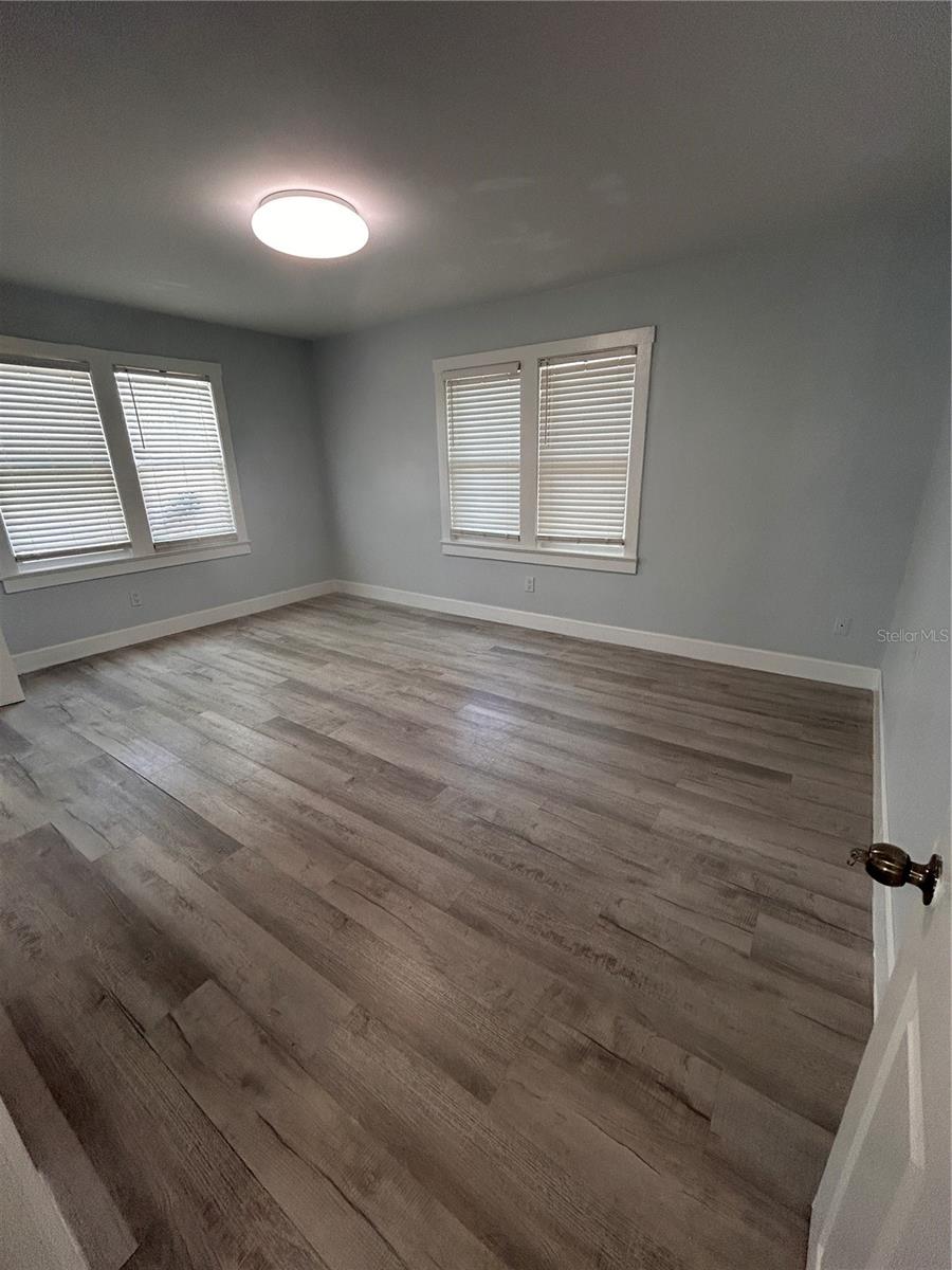 Image 12 of 14 For 1937 7th Street