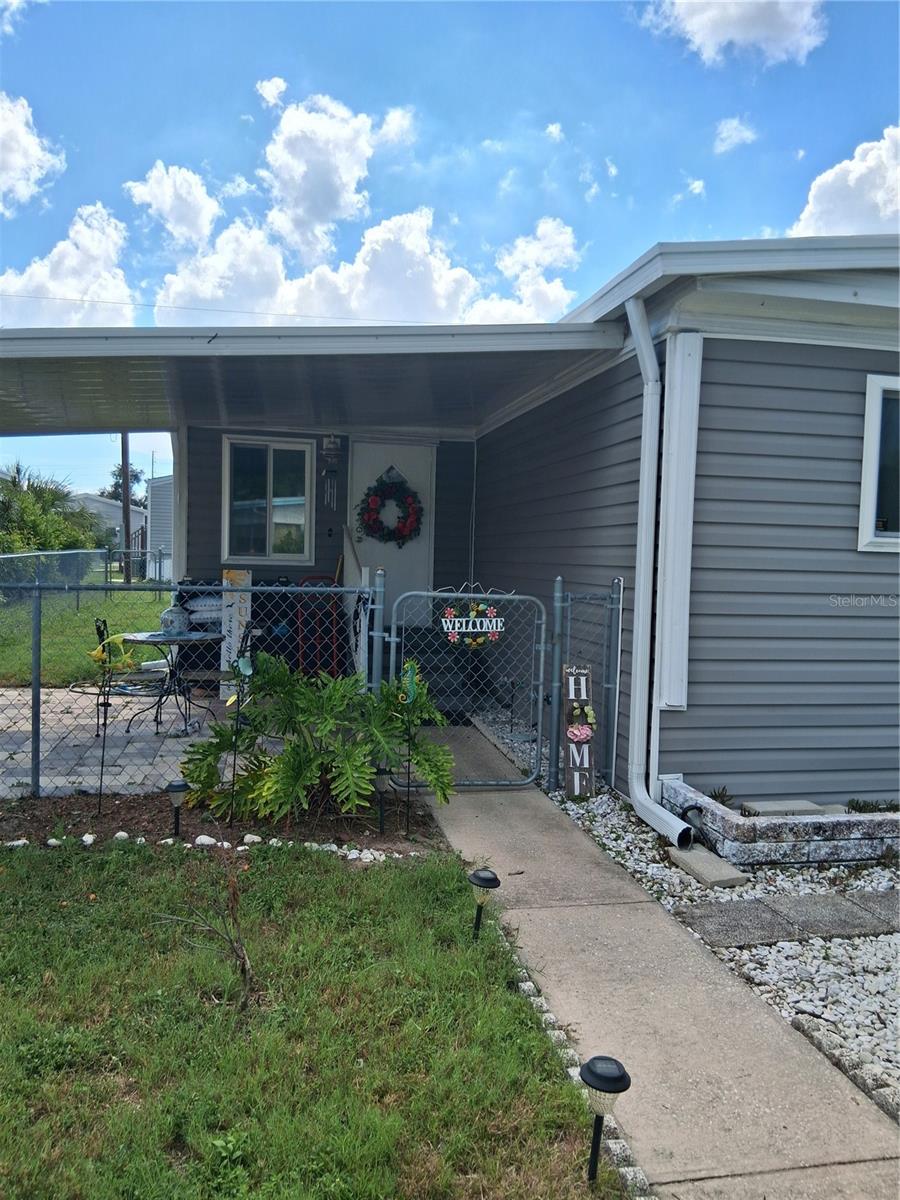 Image 2 of 20 For 6580 Seminole Boulevard 110