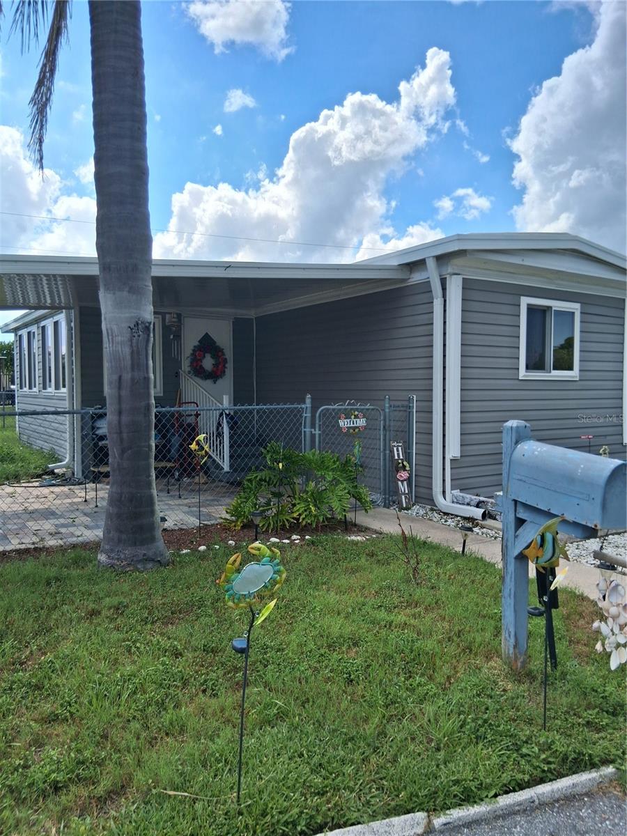 Image 3 of 20 For 6580 Seminole Boulevard 110