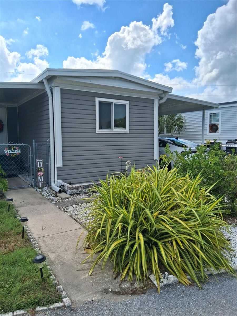 Image 4 of 20 For 6580 Seminole Boulevard 110