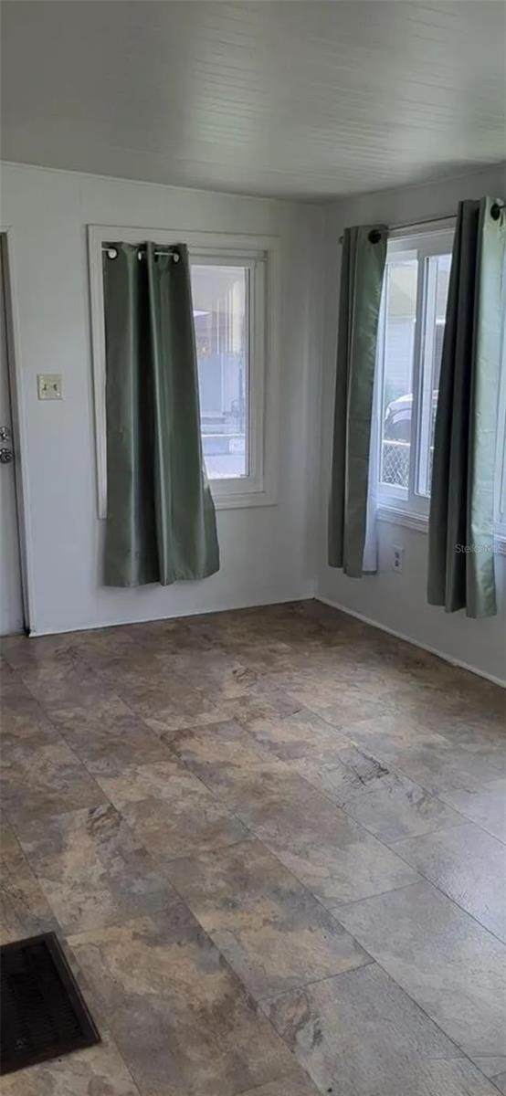 Image 8 of 20 For 6580 Seminole Boulevard 110